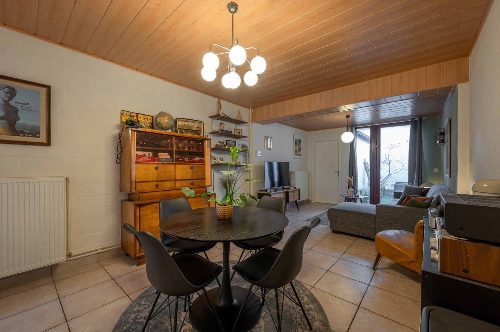 Instapklare rijwoning nabij de Brugse Vesten foto 2