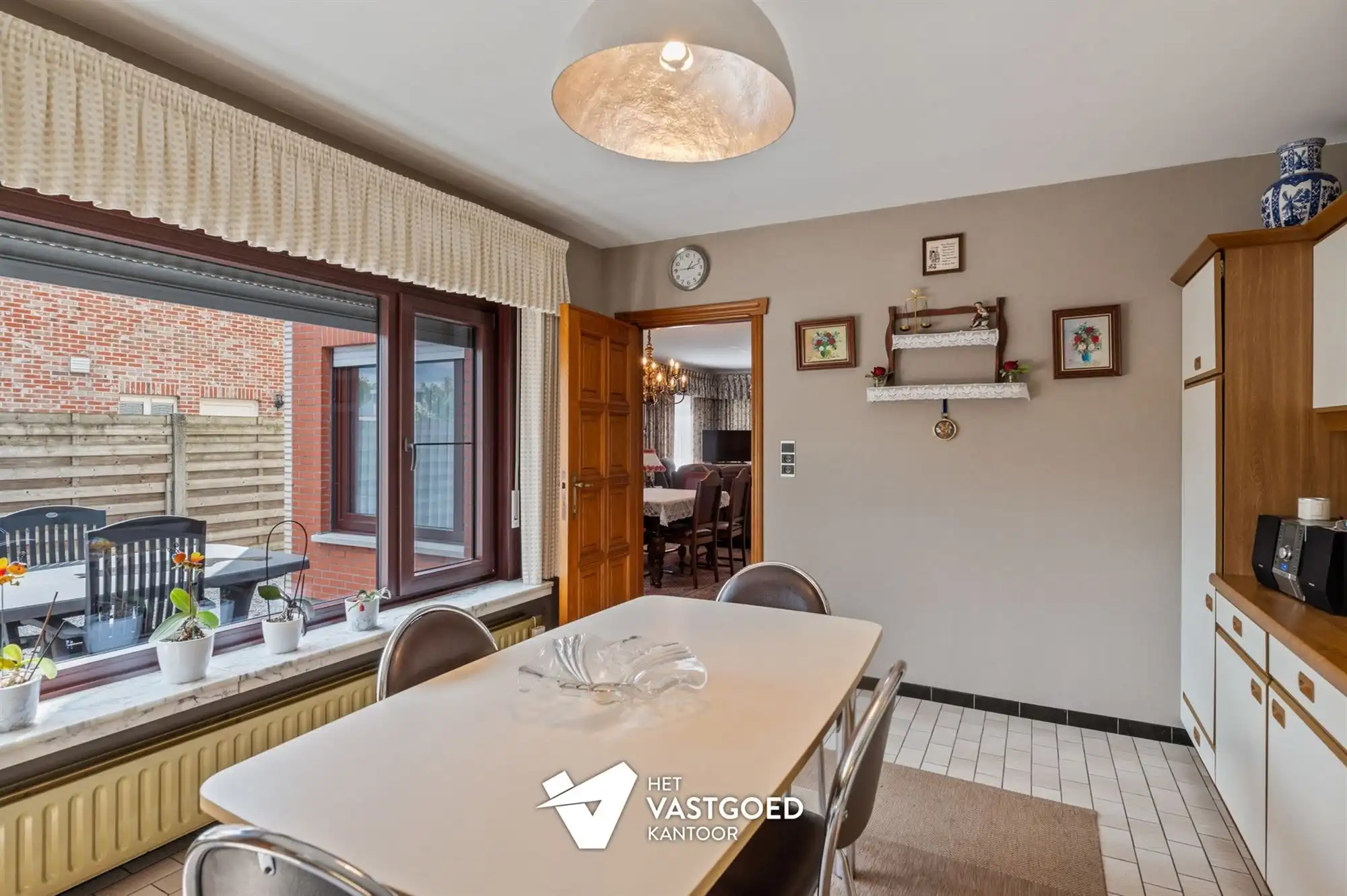 UITSTEKEND ONDERHOUDEN WONING RUSTIG GELEGEN OP EEN PERCEEL VAN 5 ARE TE MEERHOUT GESTEL foto 10