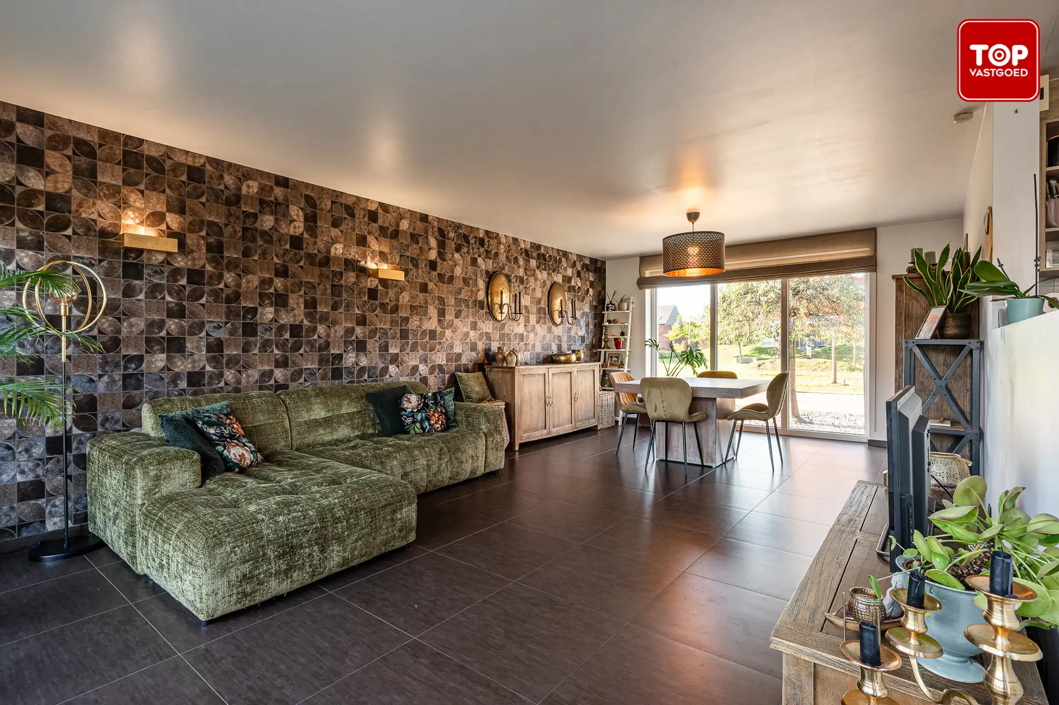 Energiezuinige woning met 3 slaapkamers en prachtige tuin foto {{pictureIndex}}