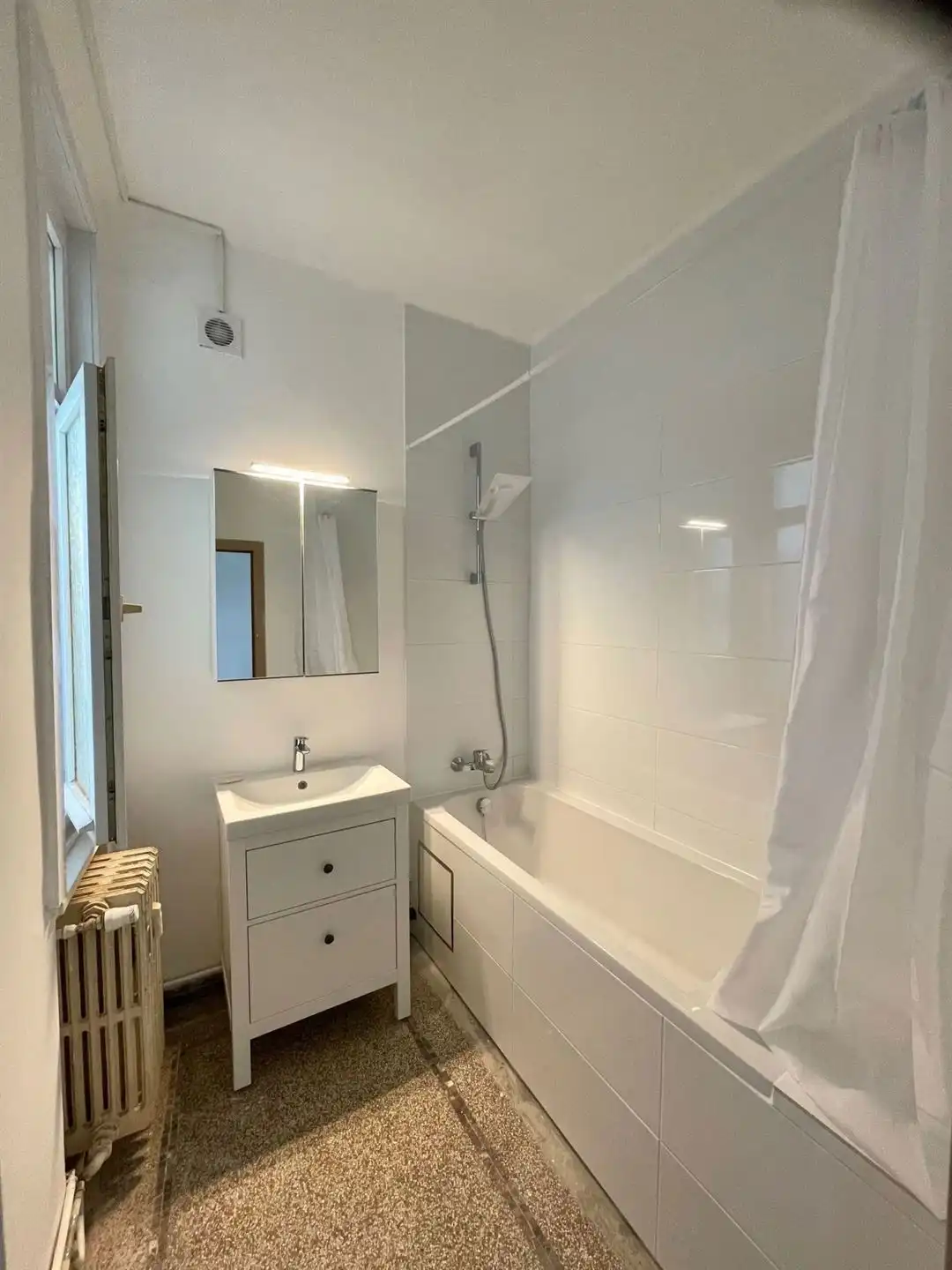 Appartement met 2 slaapkamers + terras foto 7