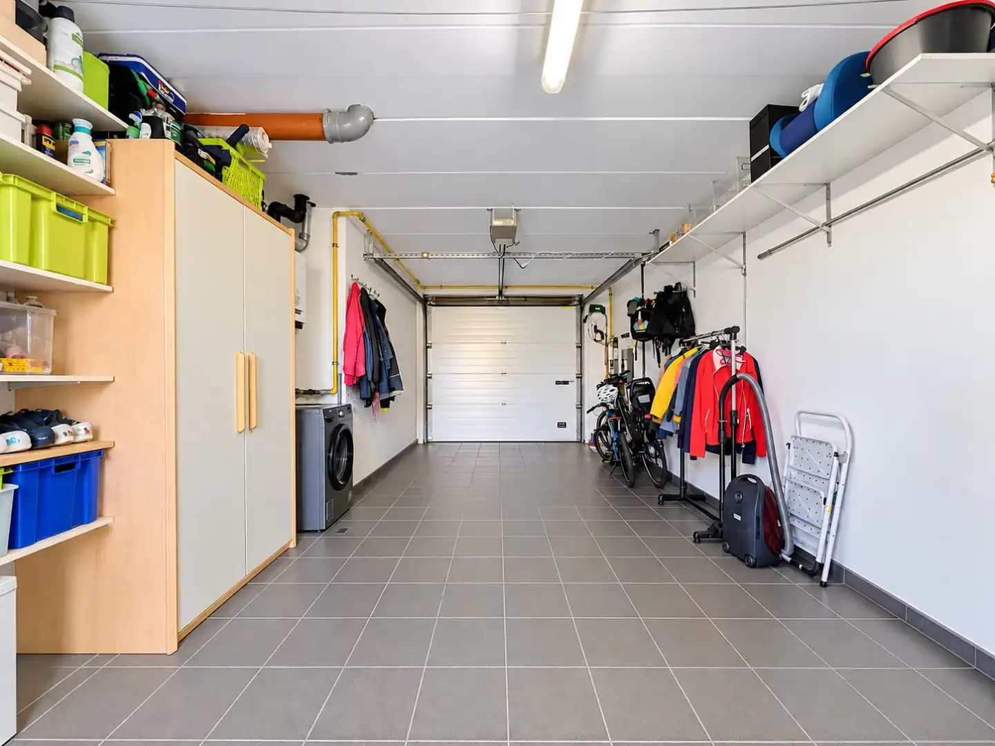 Instapklare woning met drie slaapkamers en inpandige garage te Nieuwpoort. foto 14
