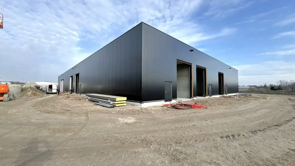 Nieuwbouw loods te koop Martal site Sint-Katelijne-Waver foto {{pictureIndex}}
