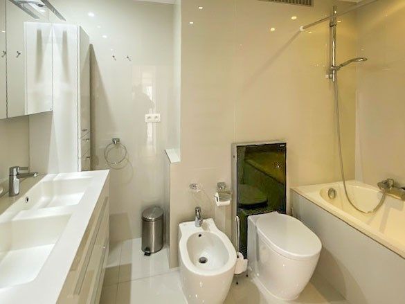 Gerenoveerd opbrengstgebouw - 6 appartementen + 5 garages! foto 19
