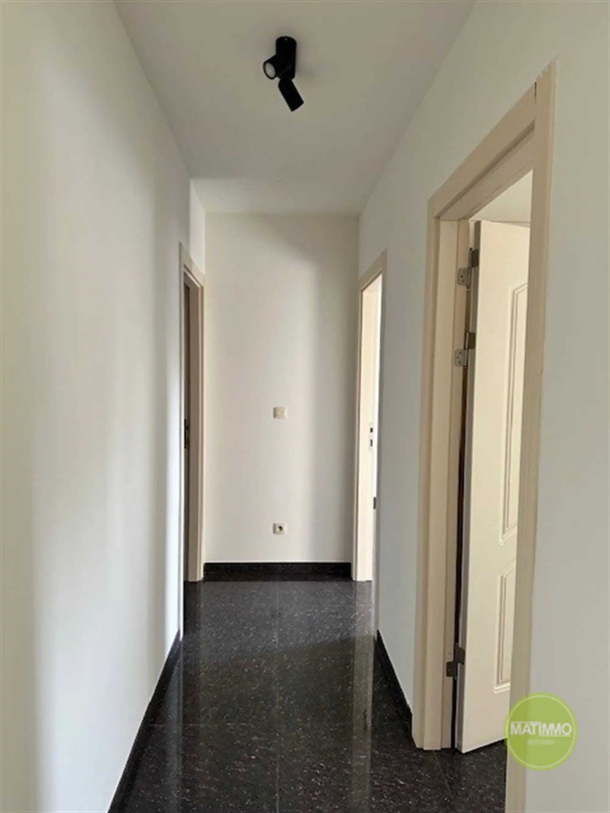 &nbsp;Duplex appartement met 2 slaapkamers en terras te Balen foto 9