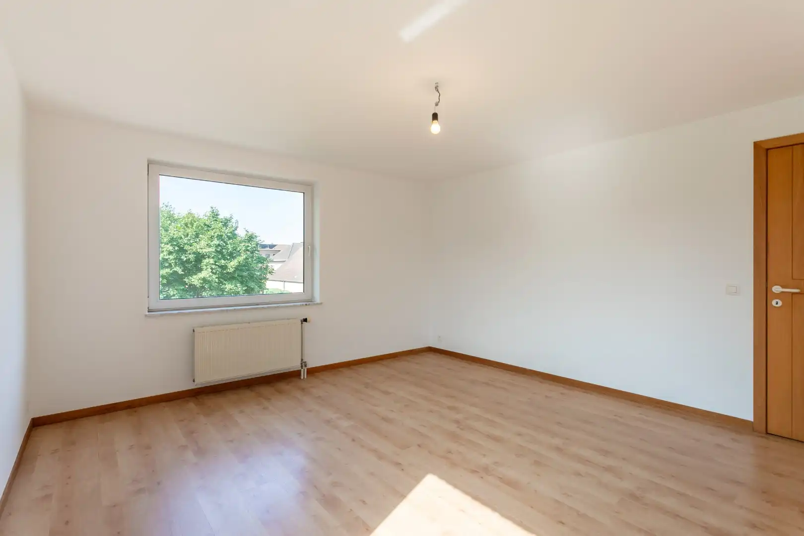 Verzorgde woning met 3 slpk, tuin en garage te Halle foto 17