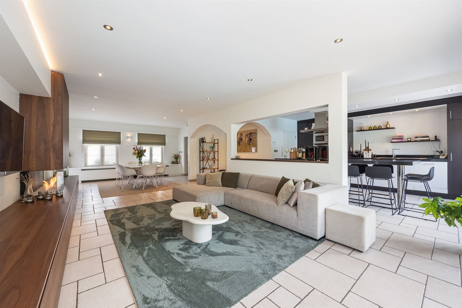 Ruime luxe woning met zwembad in Kapellen foto 5