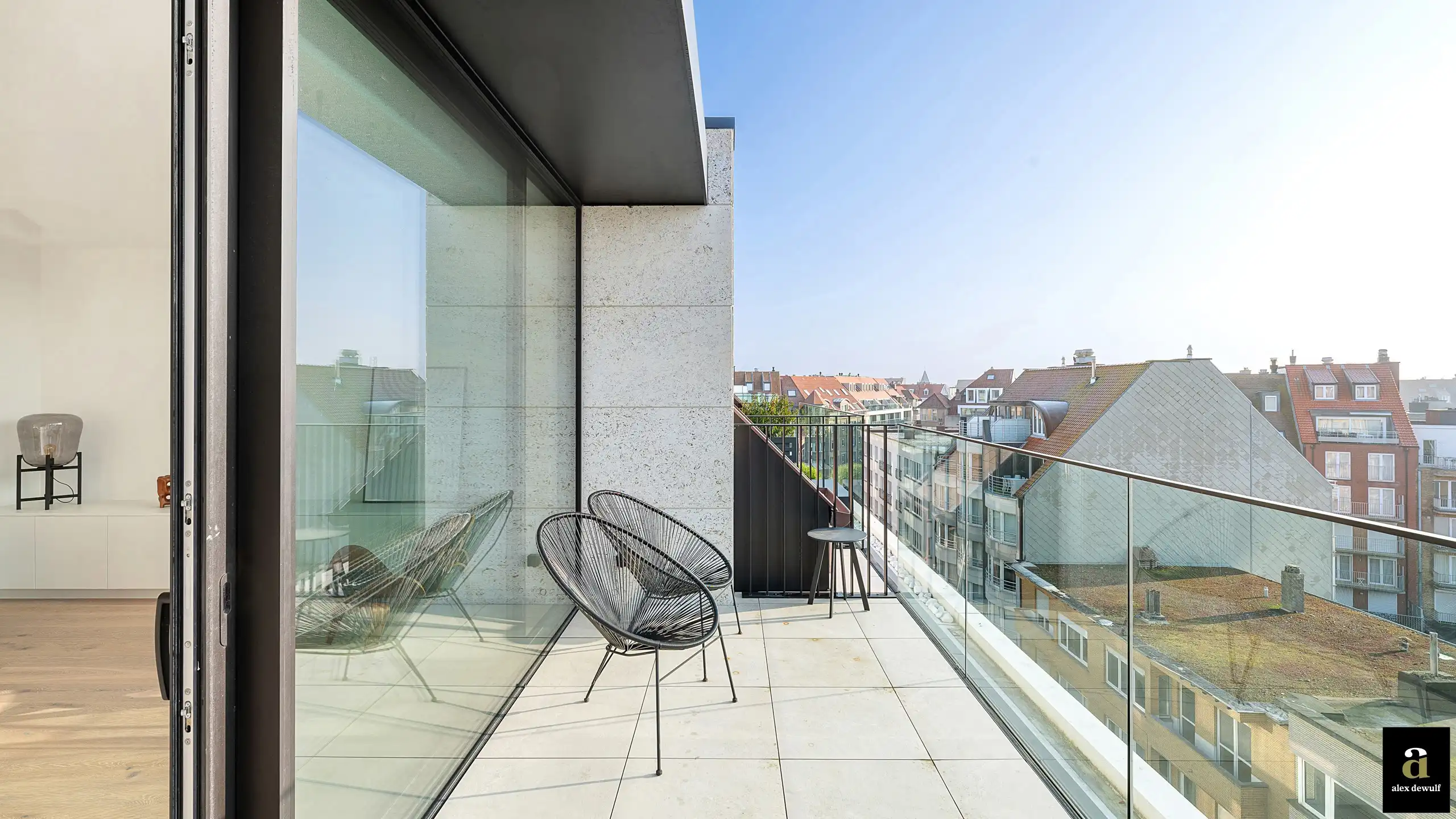 Luxueus nieuwbouw duplex-appartement, centraal gelegen tussen de Zeedijk en het Rubensplein. foto 6