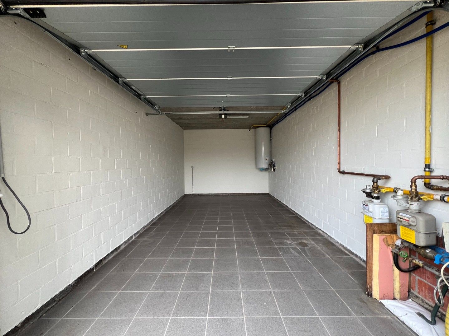 Ruim en lichtrijk 2 slaapkamer appartement te Belzele met garage foto 23