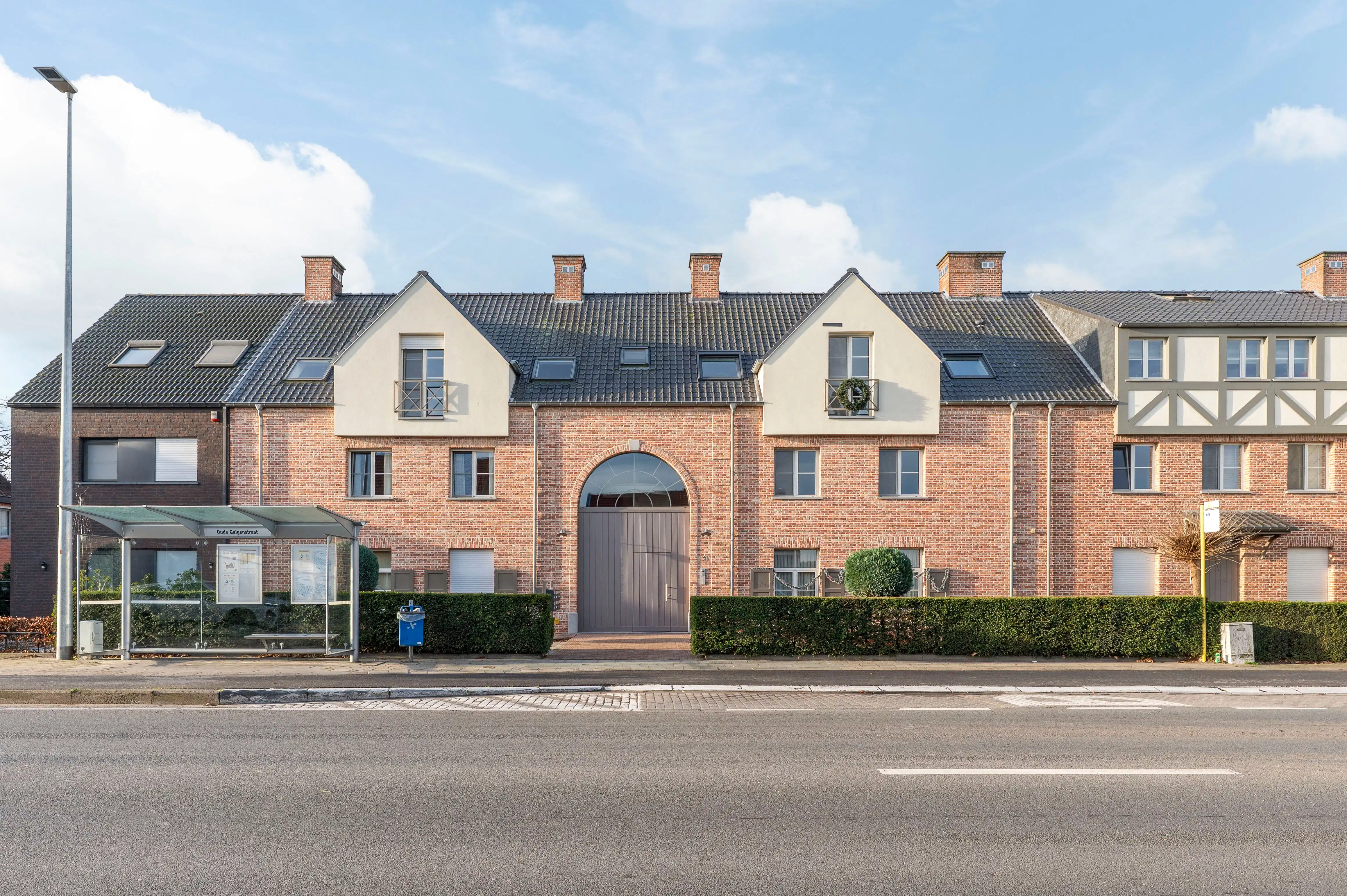 Ruim en lichtrijk duplexappartement met tuin en garage in Kapellen foto 2