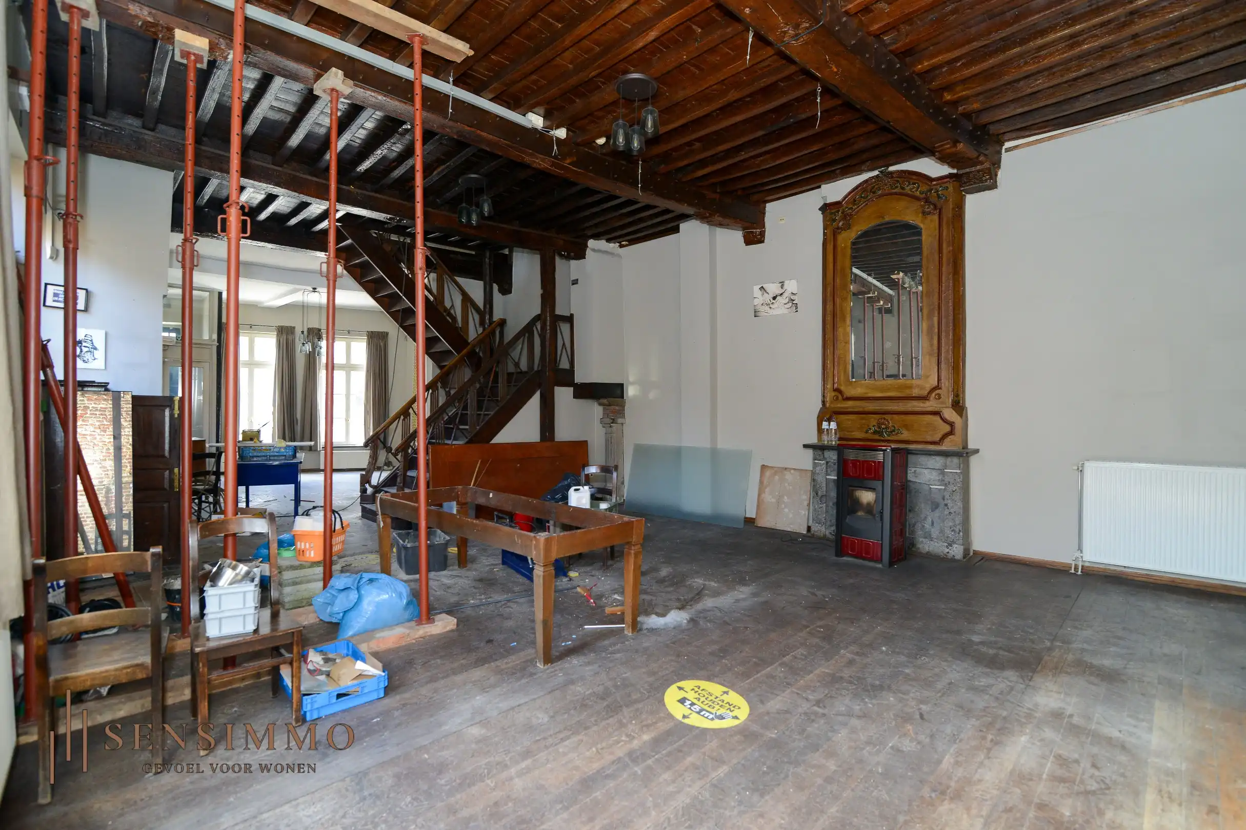 Spectaculair handelspand met geschiedenis en charme in centrum Bree foto 12