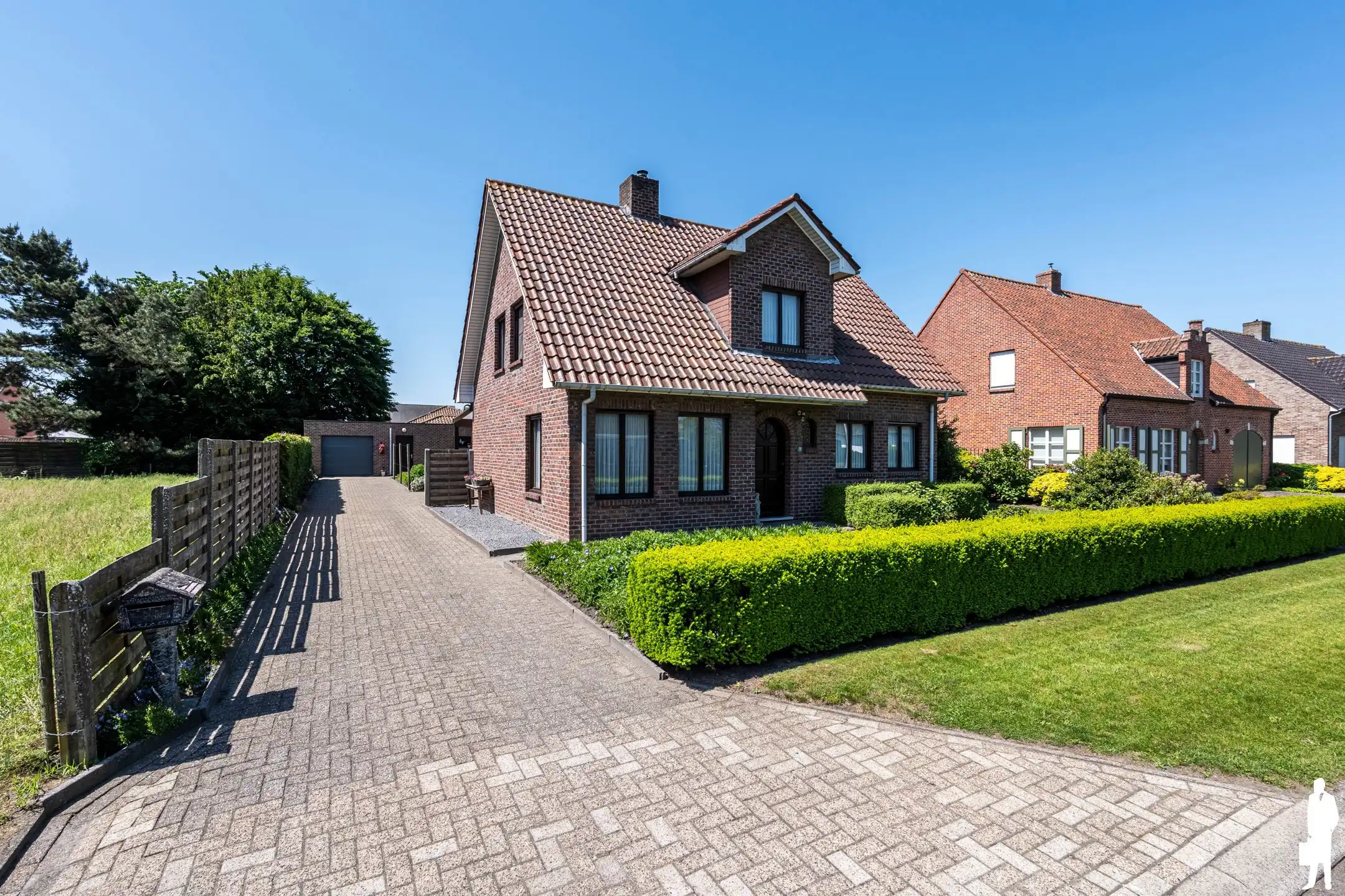 Uitstekende villa met 4 slpk en 2 badk. in centrum Weelde foto 43