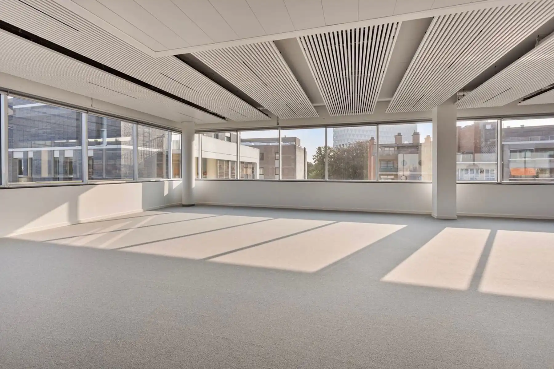 The Compass – Flexibele en duurzame kantoren foto 13