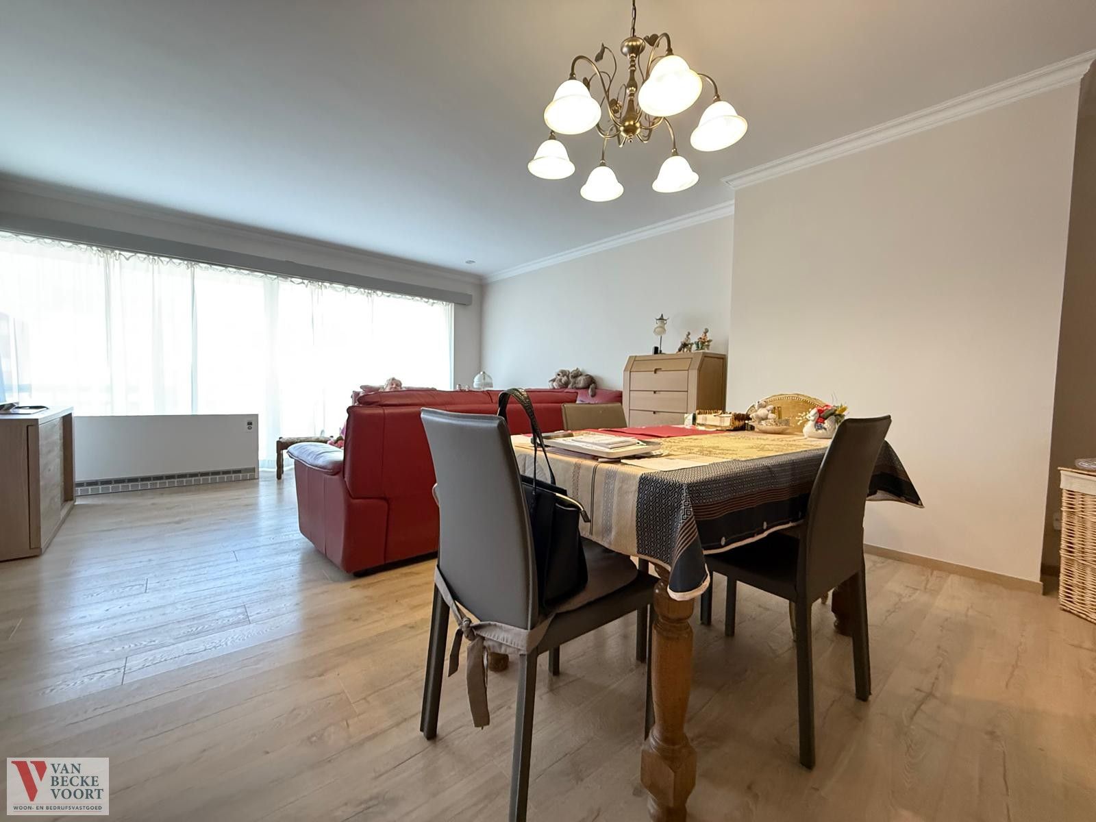 Vernieuwd appartement aan het Mijnplein foto 2