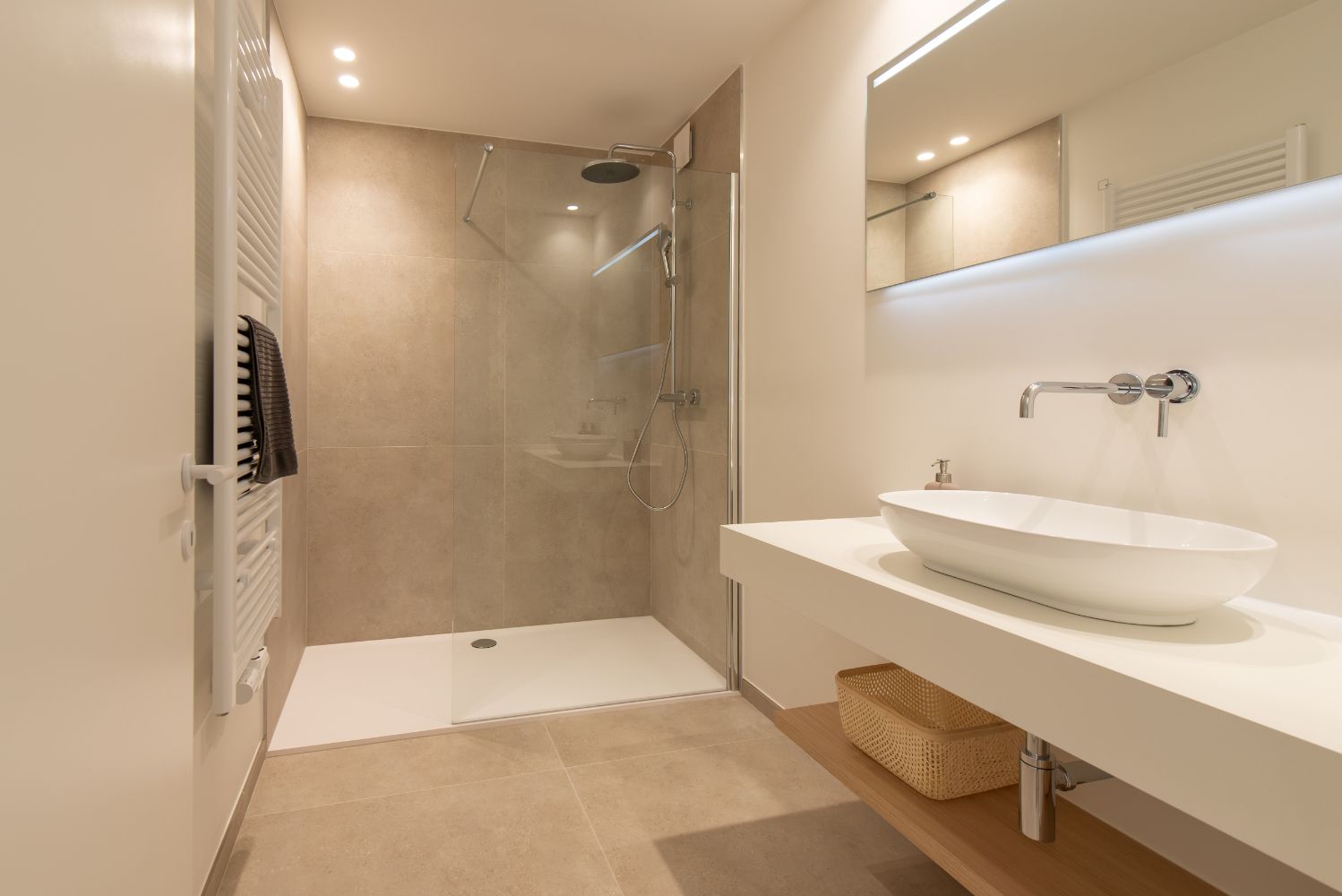 Gerenoveerd appartement met open prachtig zicht foto 15