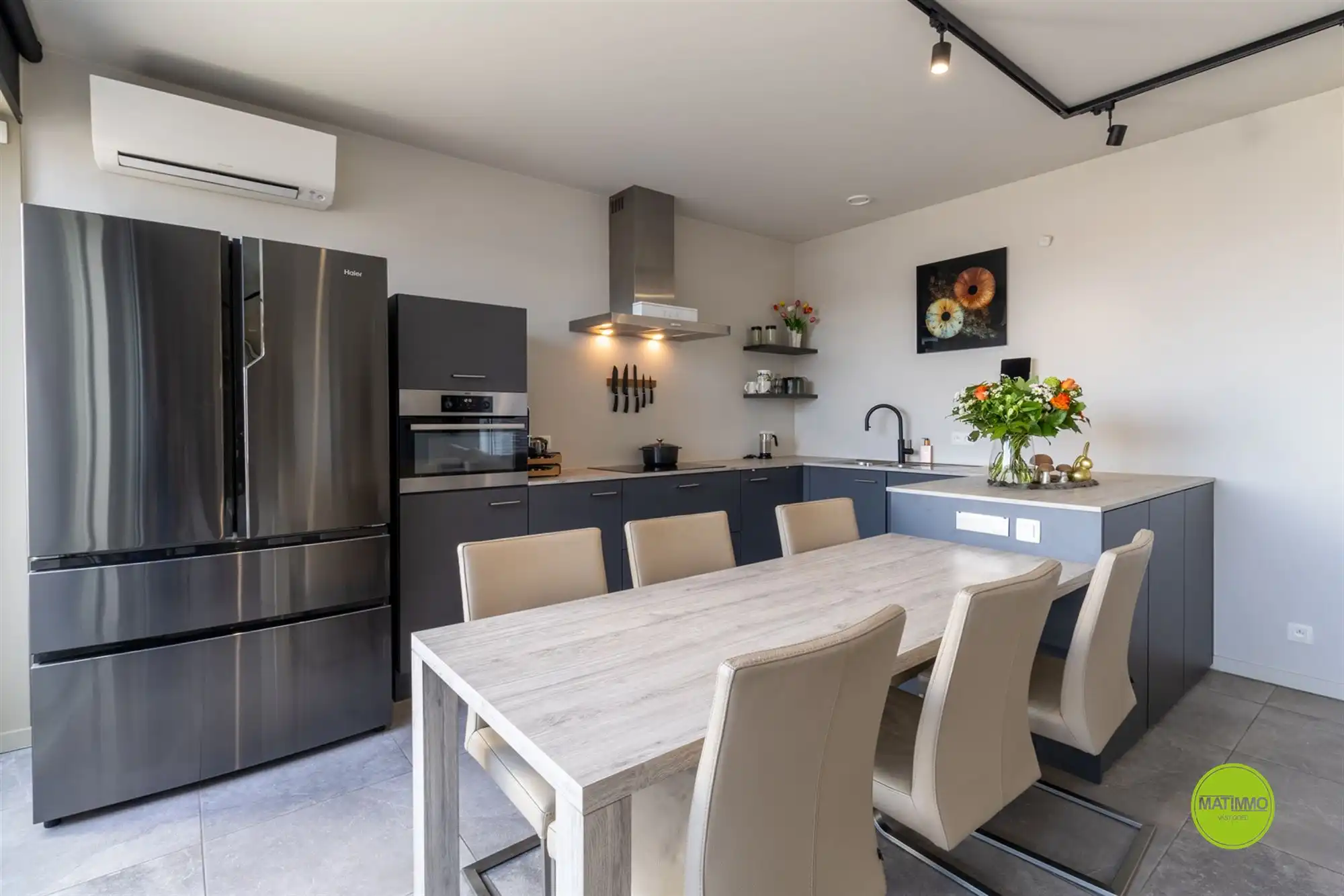 Energiezuinig, centraal gelegen appartement in hartje Lommel foto 6