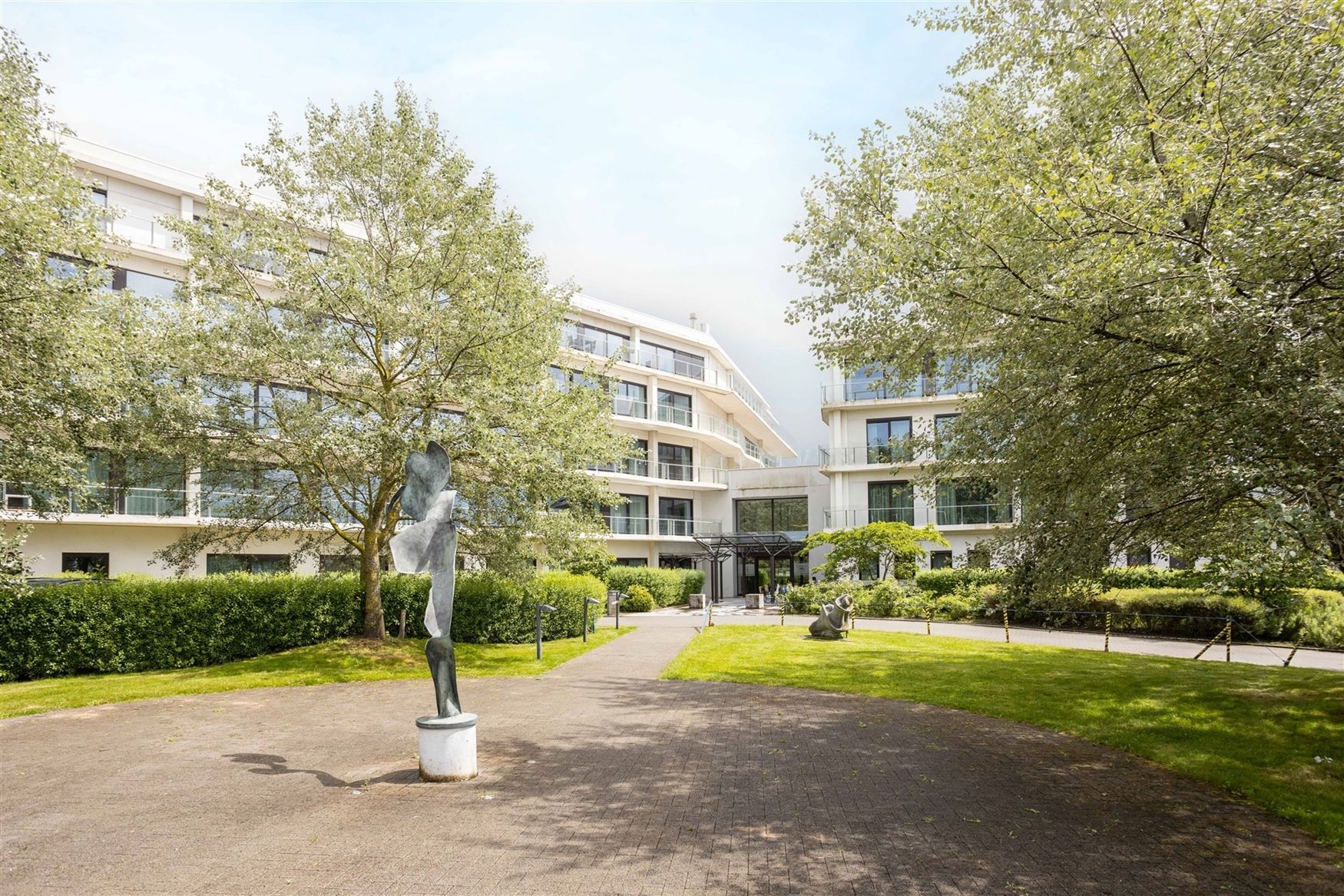 Lichtrijke assistentieflat (inclusief autoplaats) foto 13