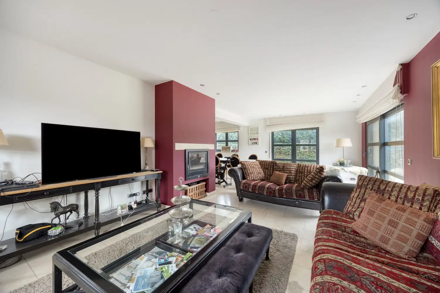 Ruime, vrijstaande woning te koop nabij het centrum van Lanaken. foto 7