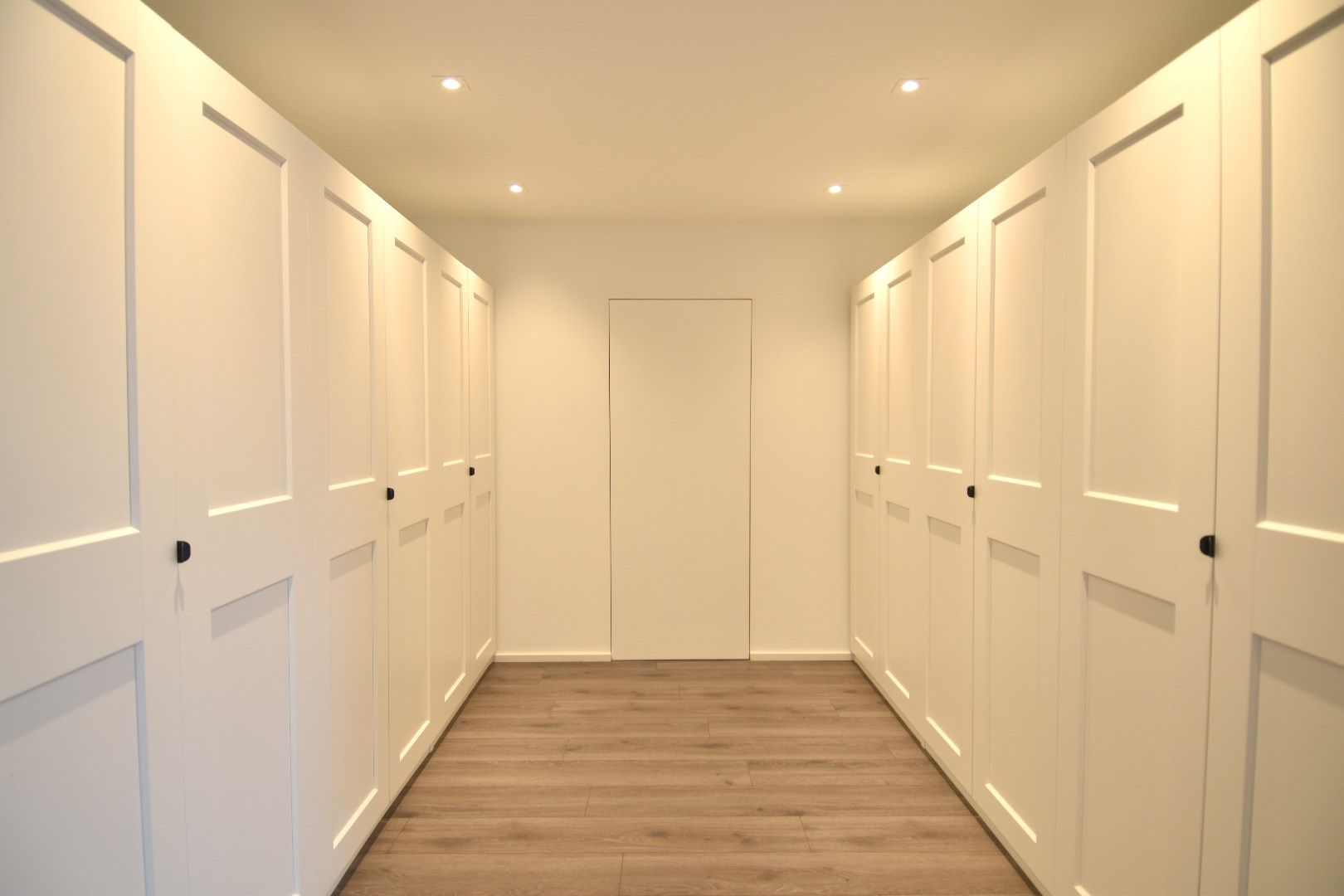 Ruime karaktervolle woning op centrale locatie te Gullegem foto 16
