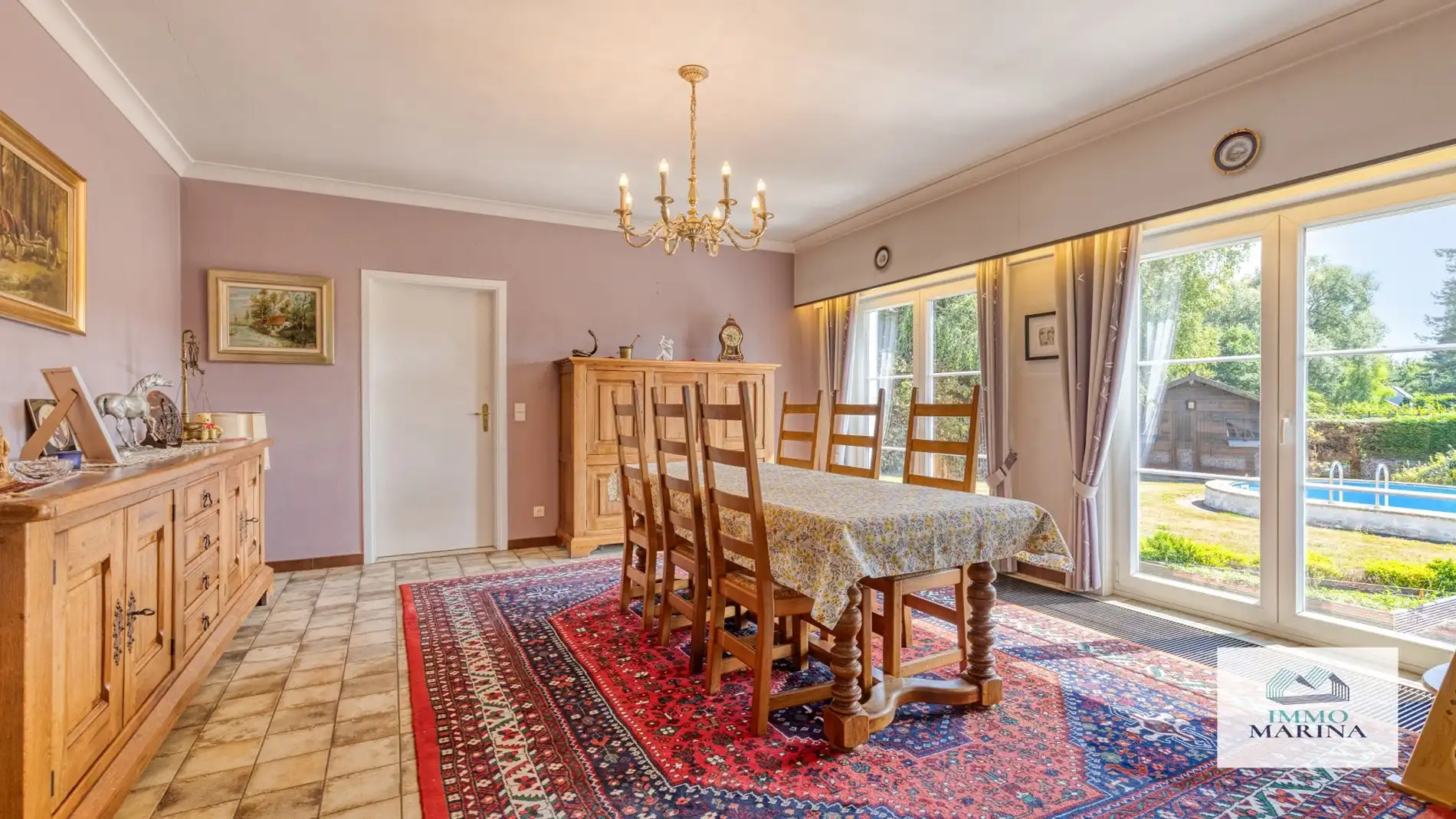 EXCLUSIEVE VILLA OP 6.530M² MET ZWEMBAD EN 4 SLPKS foto 6