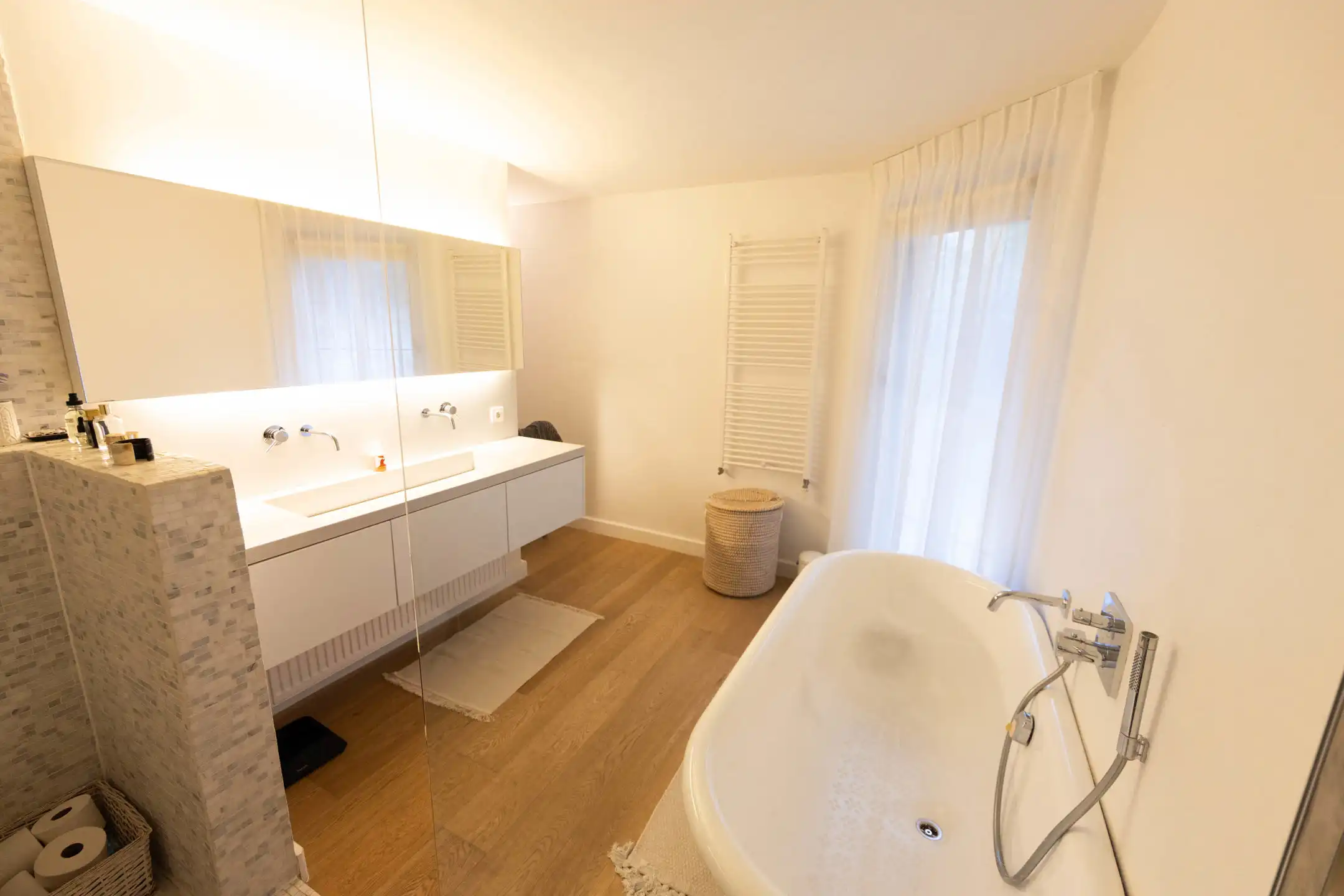 ANTWERPEN - Hoogwaardig gemeubeld appartement nabij het Zuid foto 17
