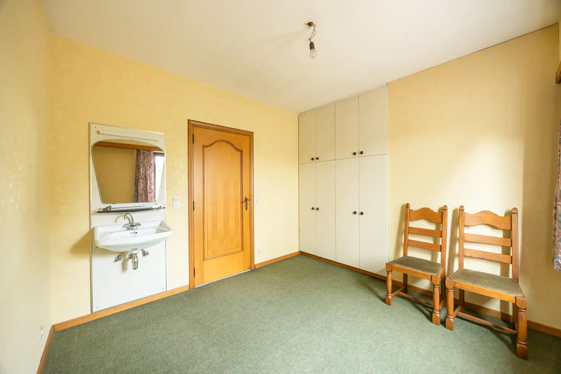 Laagbouwwoning met 3 slaapkamers en garage op een perceel van 629m².  foto 10