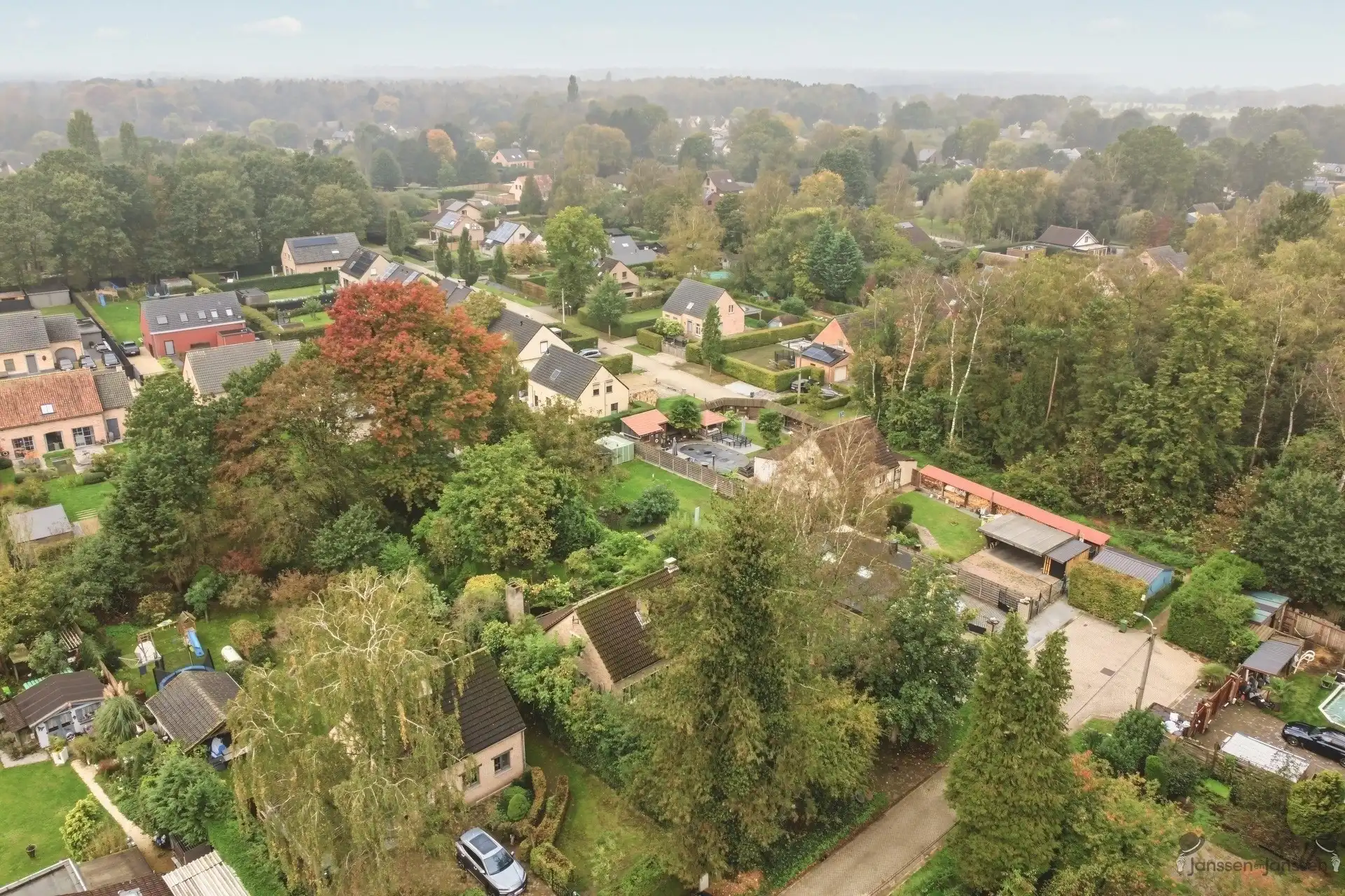 Vrijstaande woning in prachtige groene omgeving op perceel van 955m² foto 33