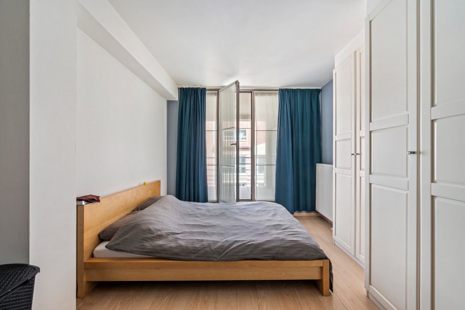 Appartement met groot terras aan de oevers van de Leie in Kortrijk foto 9