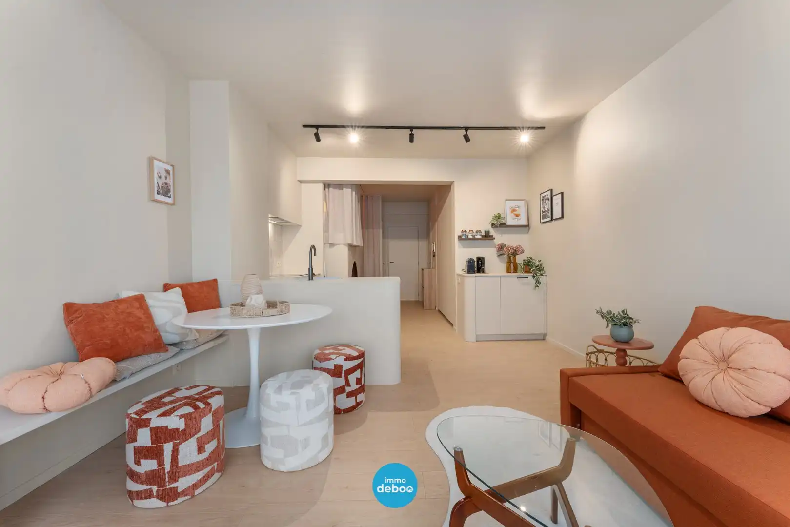 Compleet gerenoveerde studio op topligging foto 8