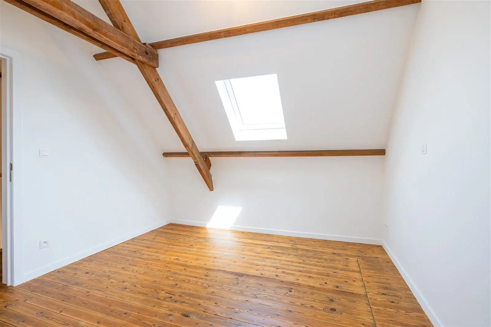 Gerenoveerde woning te Erwetegem (Zottegem)! foto 22