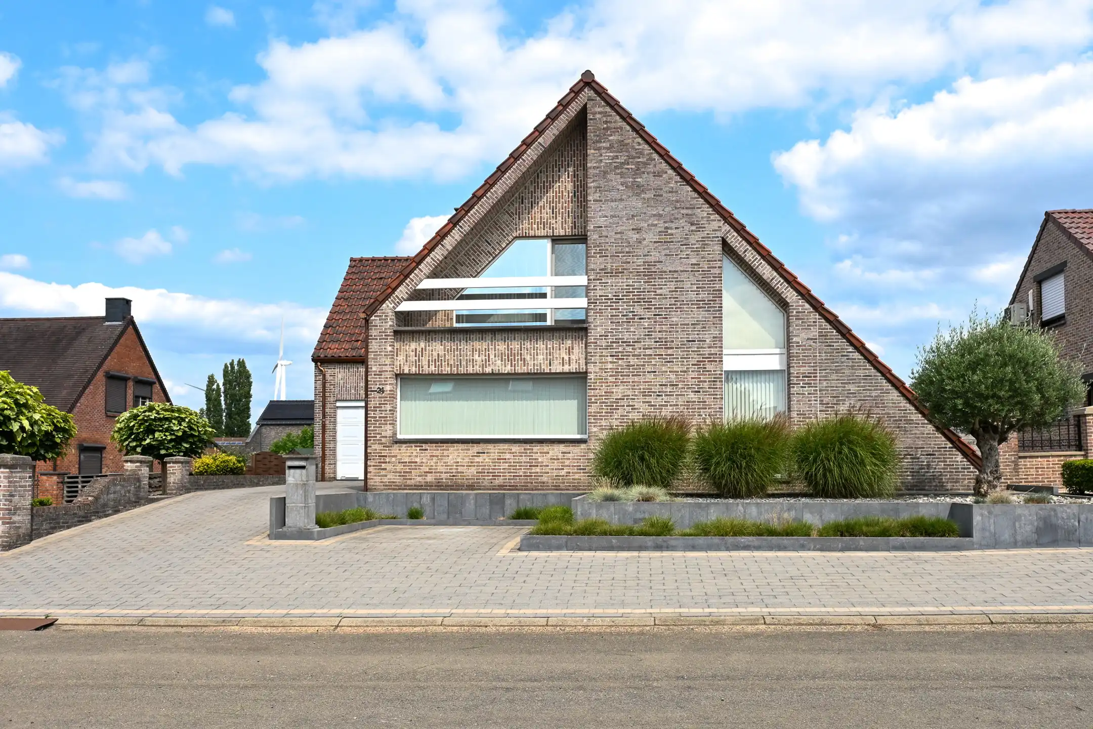 Huis te koop foto {{pictureIndex}}