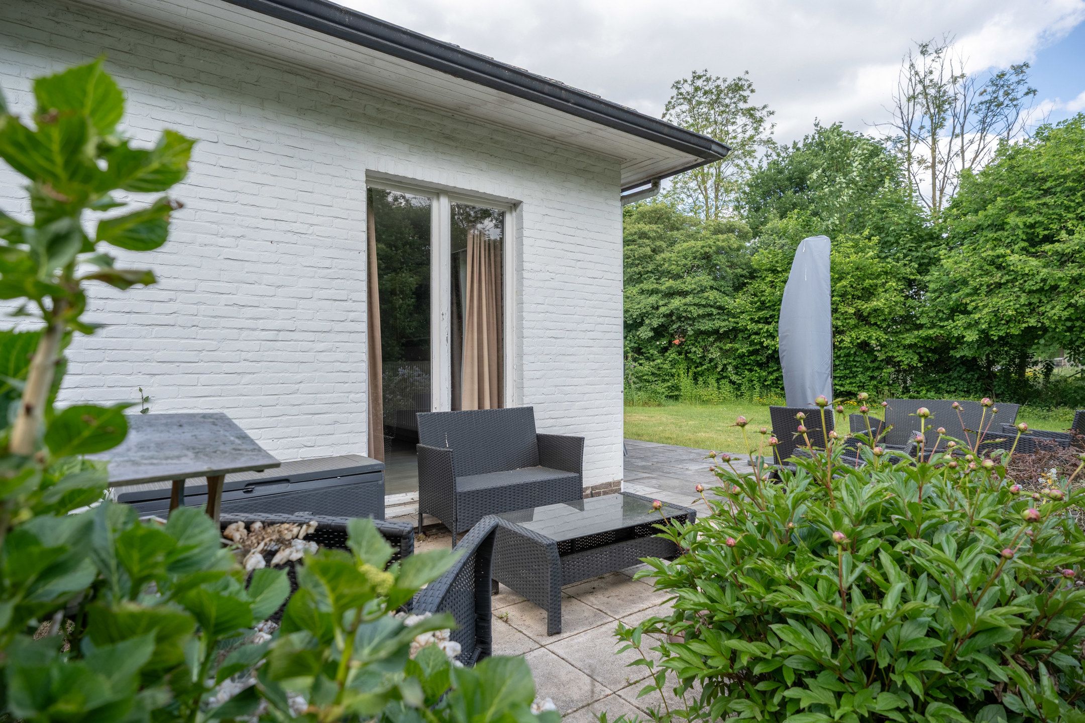Te renoveren gelijkvloerswoning op mooi perceel van 1.437 m² foto 28