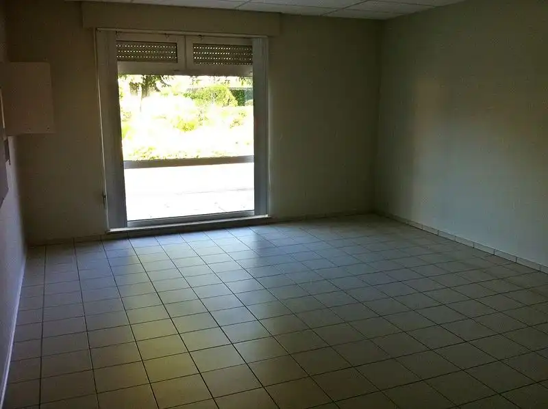 winkel-kantoorruimte van 150 m² foto 2