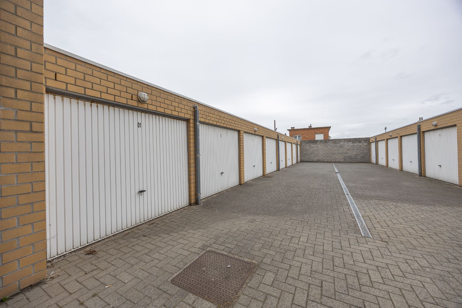 Instapklaar 2 slaapkamer appartement in het centrum foto 28