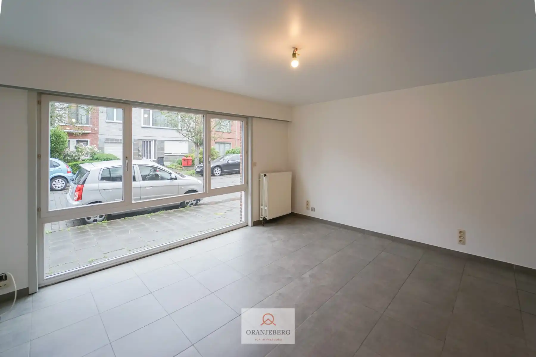 Instapklaar gerenoveerd gelijkvloers appartement met tuin foto 3