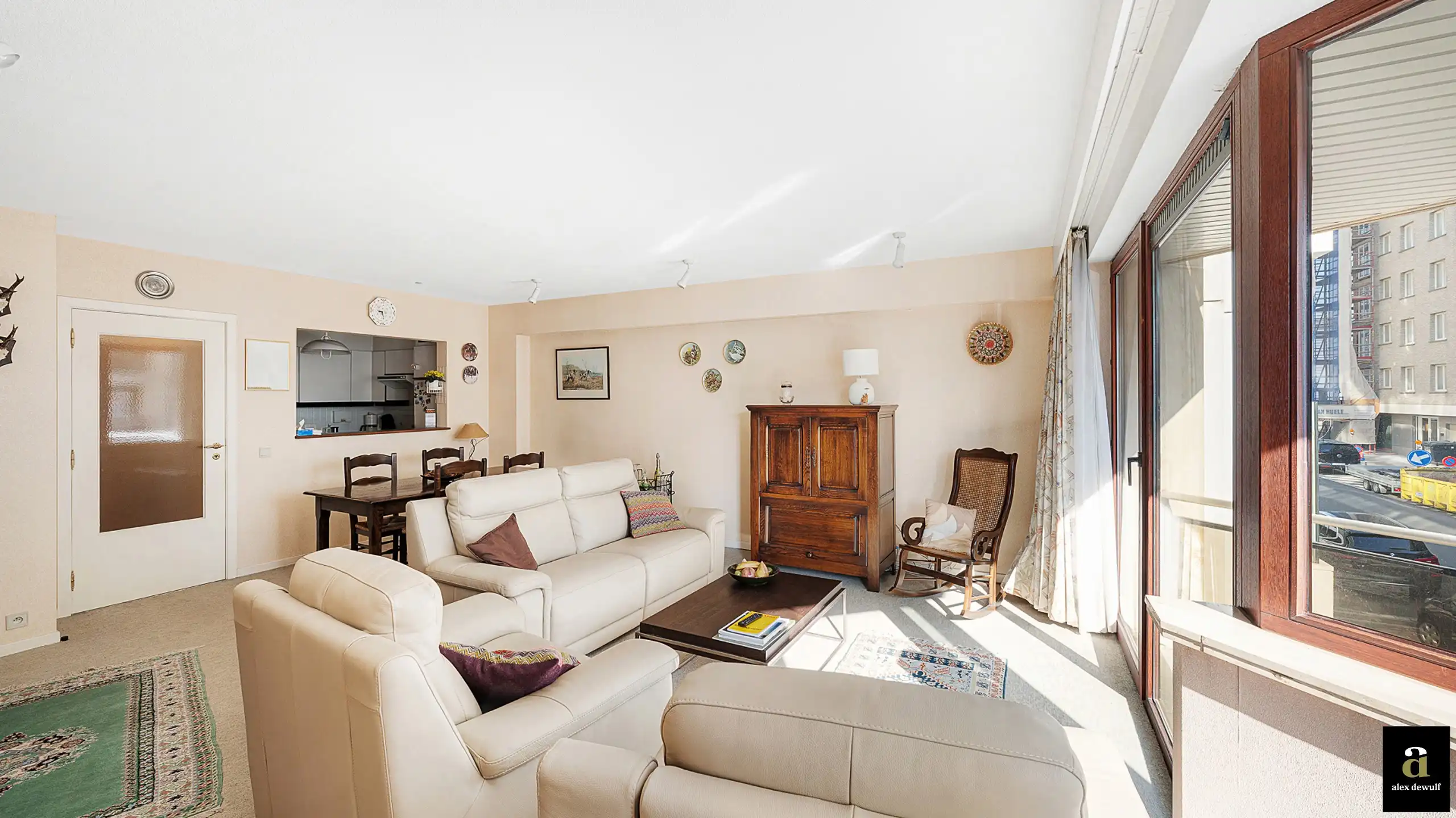 Goed gelegen appartement met zij zeezicht [Zwaluwenlaan]. foto 6