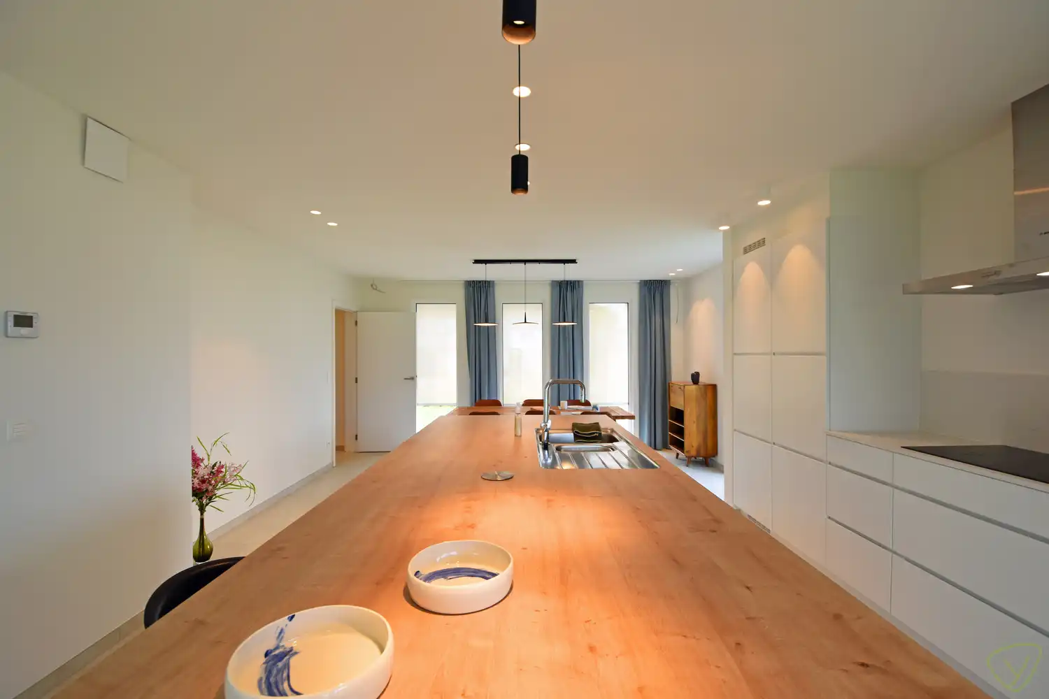 Prachtig gerenoveerde woning gelegen in de Witte Wijk met een luxeueze afwerking. foto 7