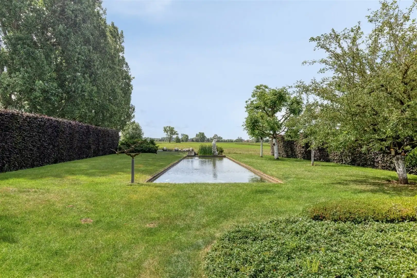 Goed onderhouden villa met prachtige tuin en adembenemende verzichten. foto 29