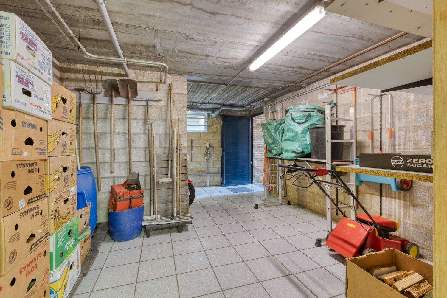 Instapklare woning in een bosrijke, rustige buurt te Maasmechelen! foto 35