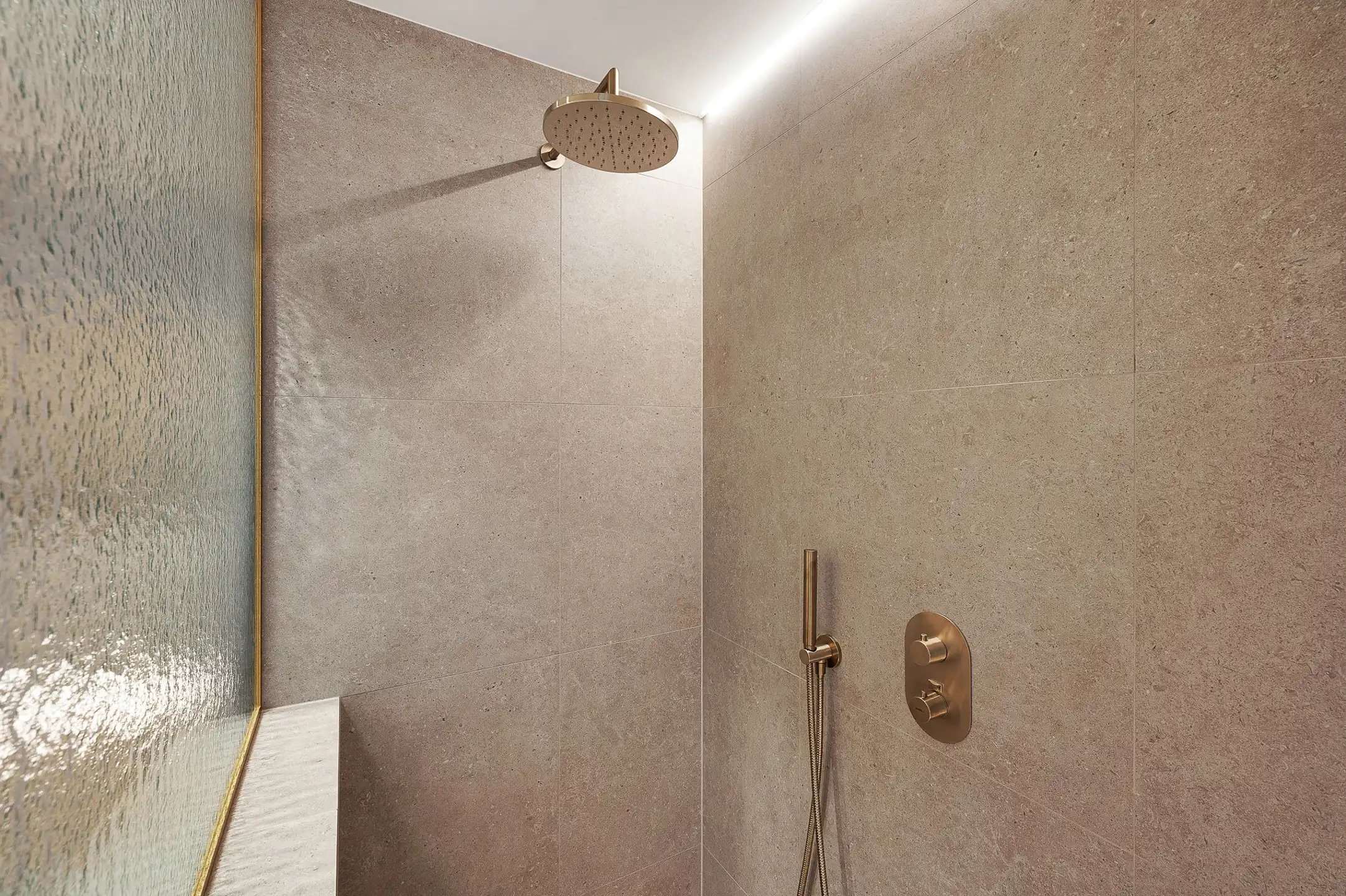 Alleenstaande villa, gelegen in een residentiële omgeving foto 44