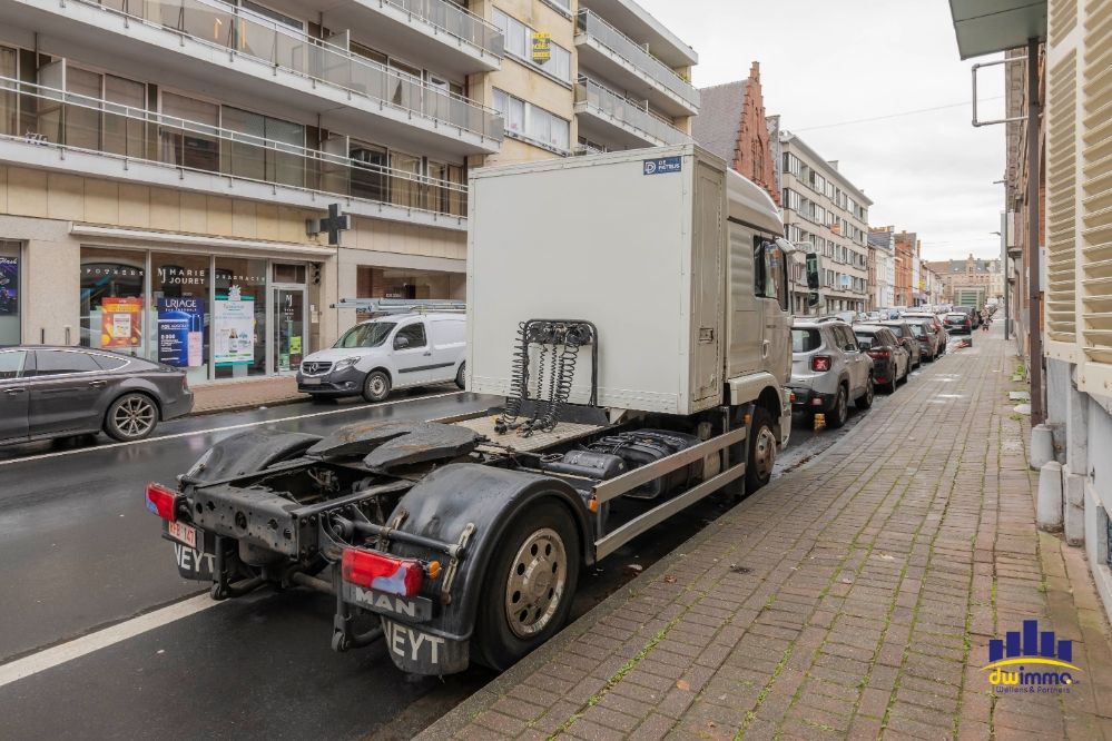 Complete markthandel in vleeswaren te koop - Oost-Vlaanderen foto 6