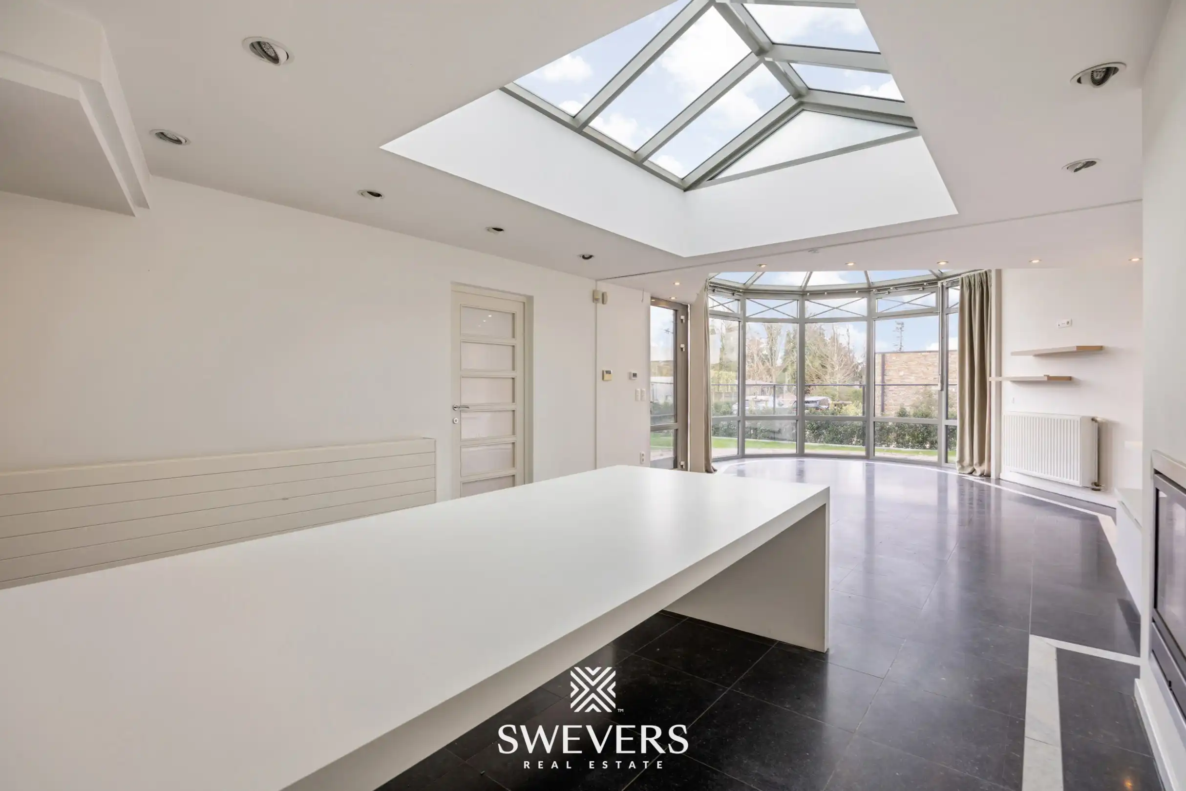 Ruime instapklare woning met 4 slaapkamers op TOP-ligging in Zonhoven foto 2