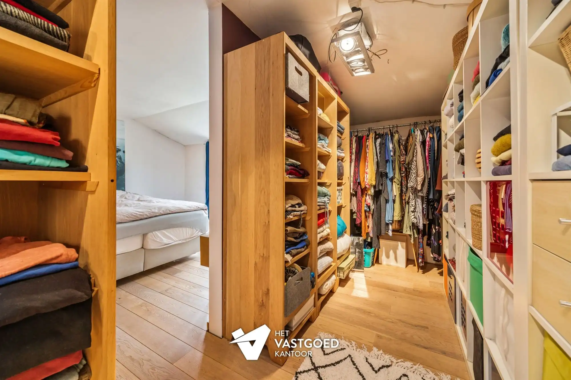 RUIME WONING MET COMMERCIELE OF MULTIFUNCTIONELE RUIMTE OP RUIM PERCEEL IN EEN GROENE OMGEVING foto 21