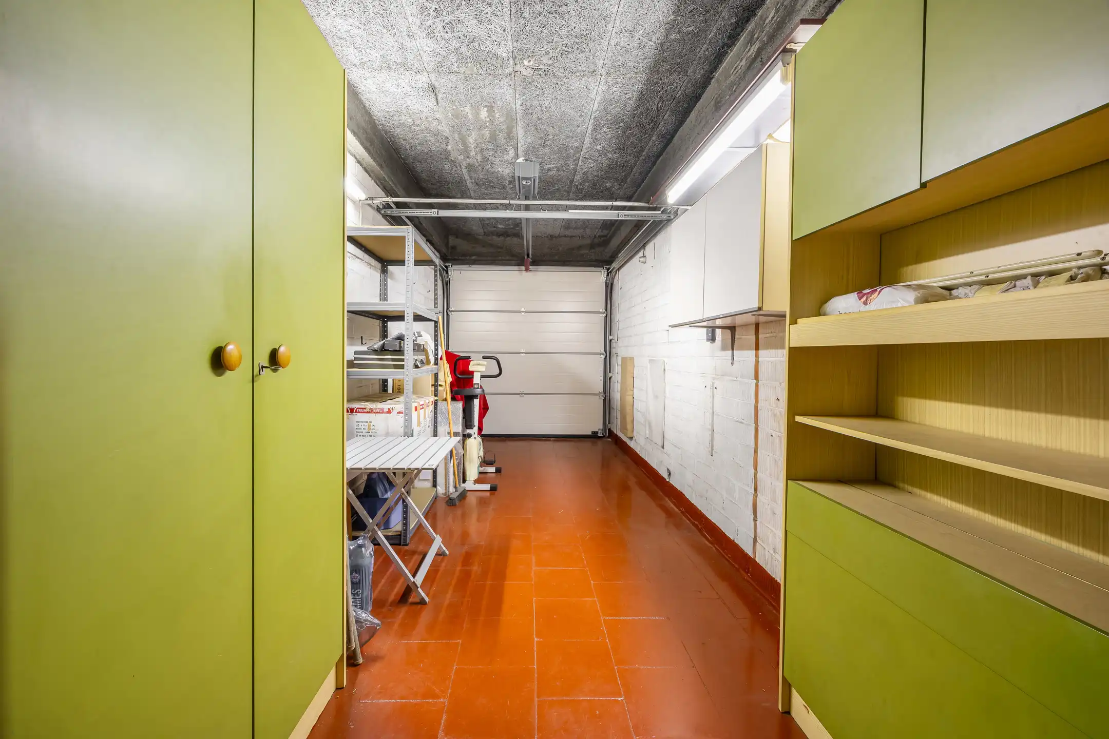 zeer verzorgd appartement met 2 slaapkamers, terras en garage foto 15