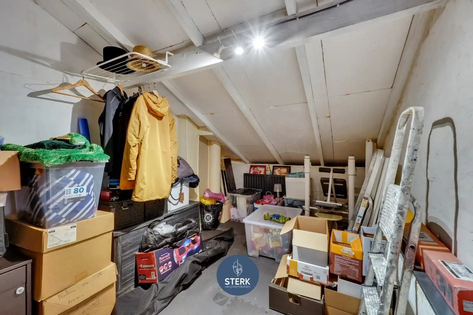 CHARMANTE GEZINSWONING MET 3 SLPKS IN HARTJE OUD-REKEM !  foto 13