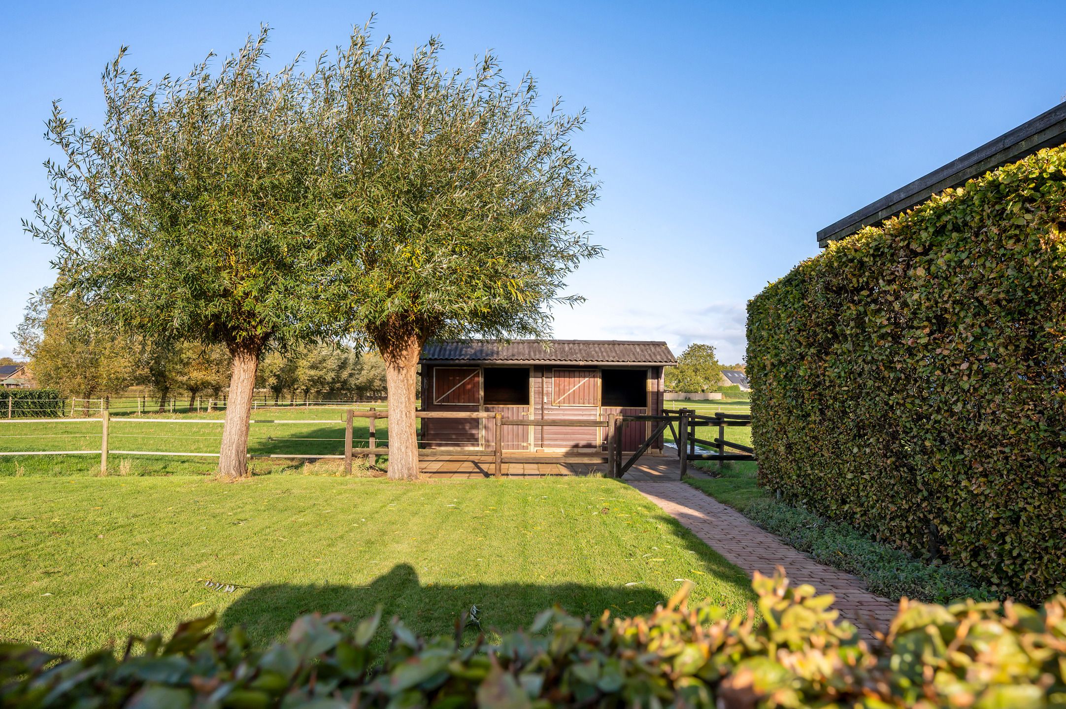 Instapklare villa op perceel van Ca. 4.010 m²! foto 25