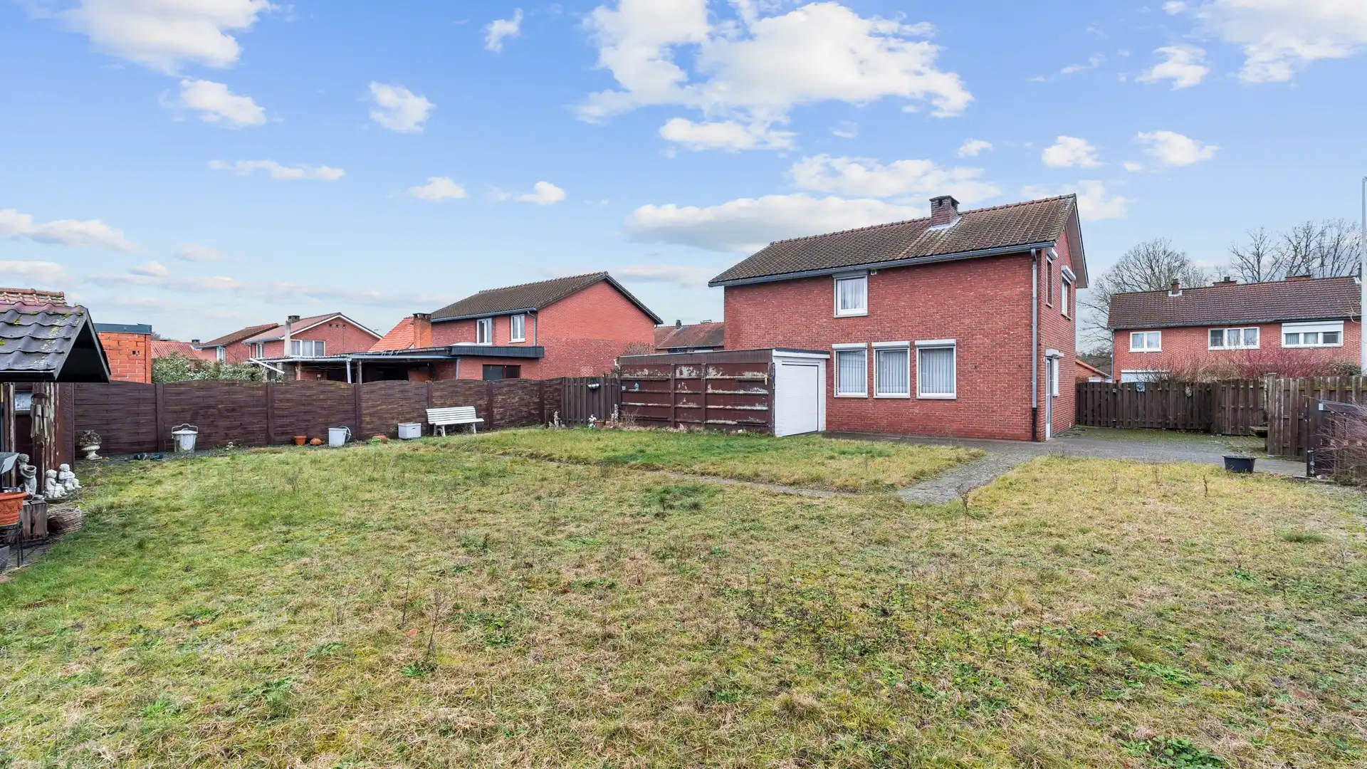 Open bebouwing met 4 slaapkamers op 6are 89 ca foto 7