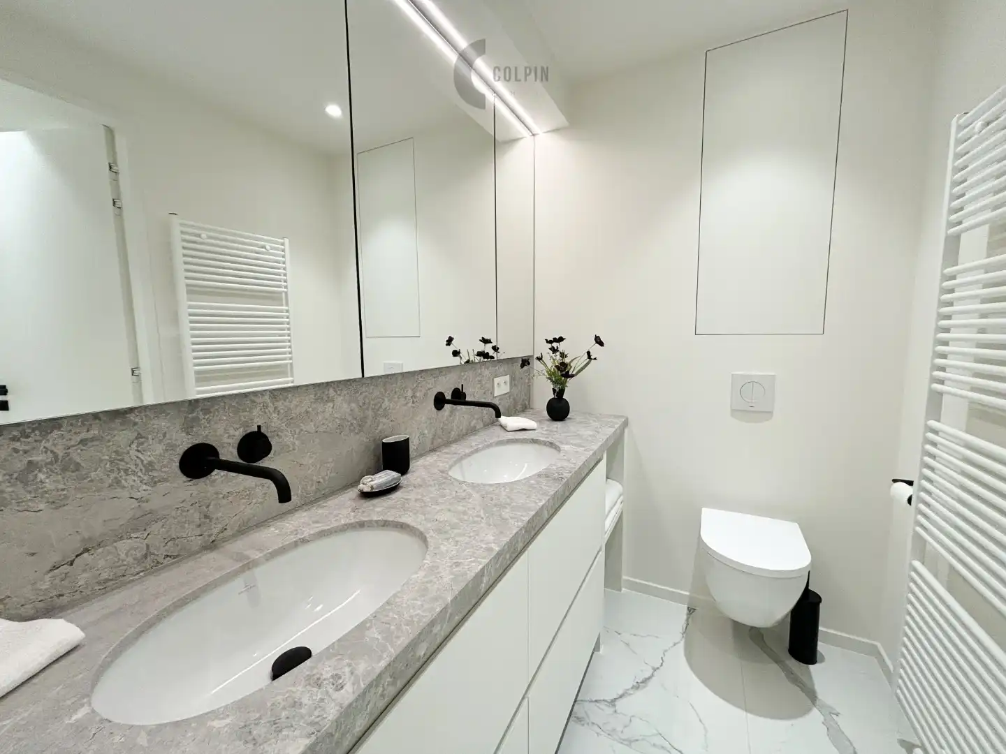 Gerenoveerd 3-slaapkamerappartement met zijdelings zeezicht in Knokke foto 6