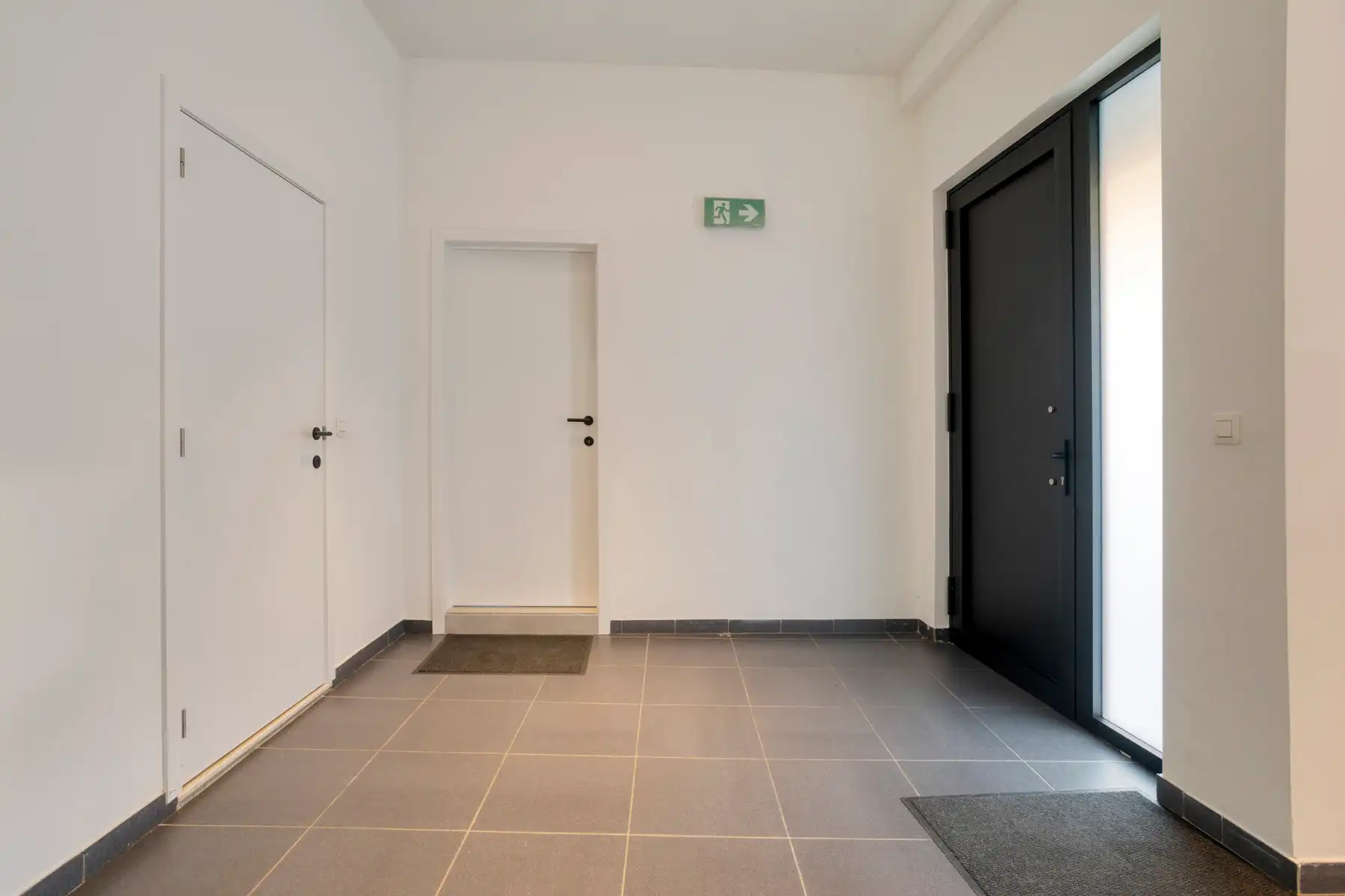 Appartement met 3 slaapkamers, terras en parkeerplaats foto 23