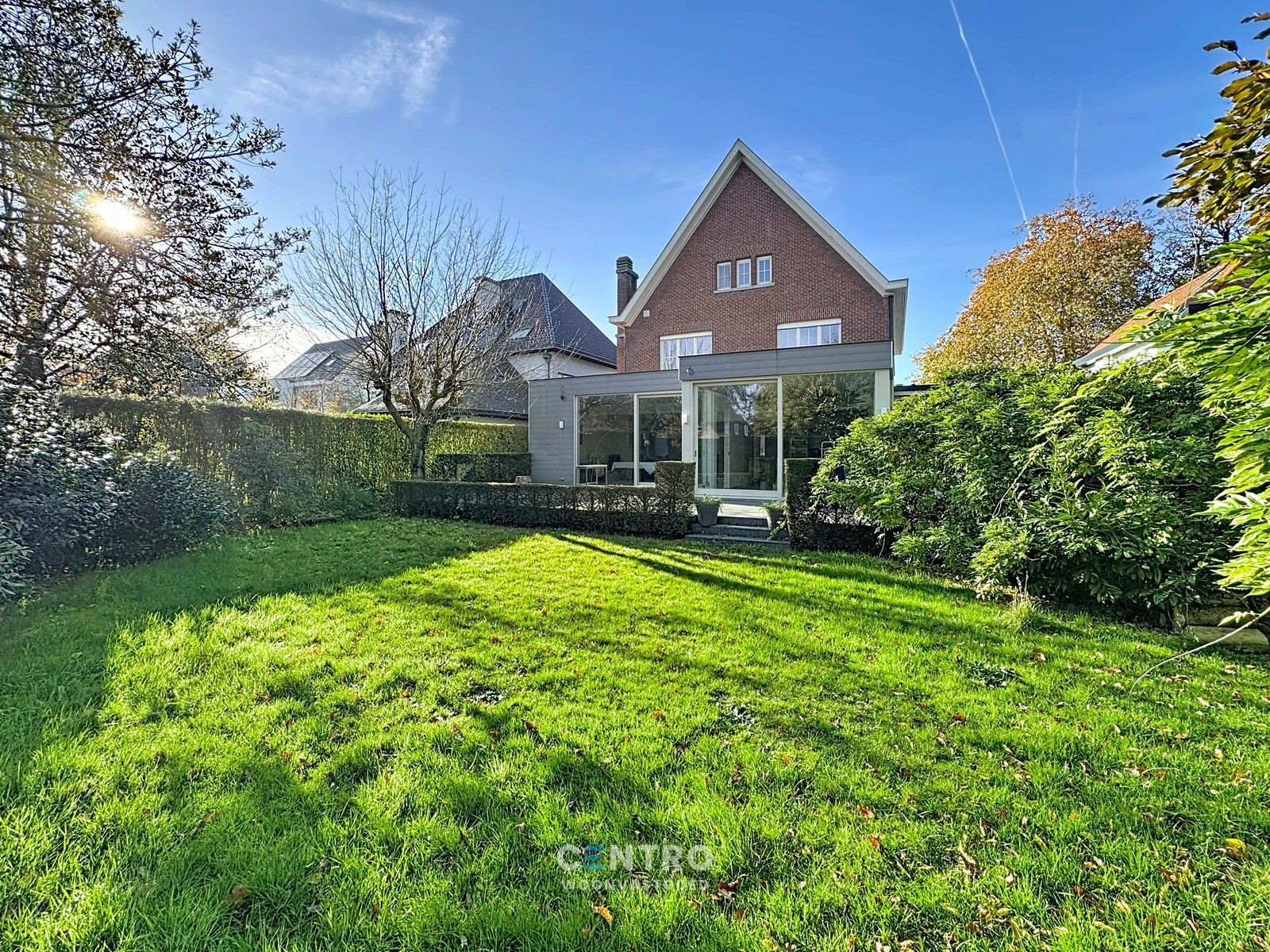 Karaktervolle villa met 5 slpks, praktijkruime en ZUIDgerichte tuin in 't Motje! foto 33