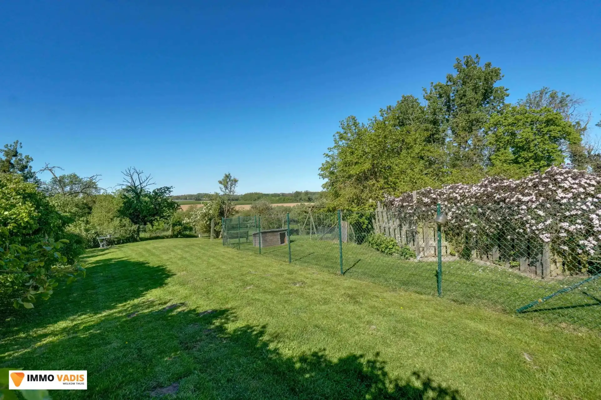 Wonen in alle rust: Uniek landhuis omringd door natuur foto 24
